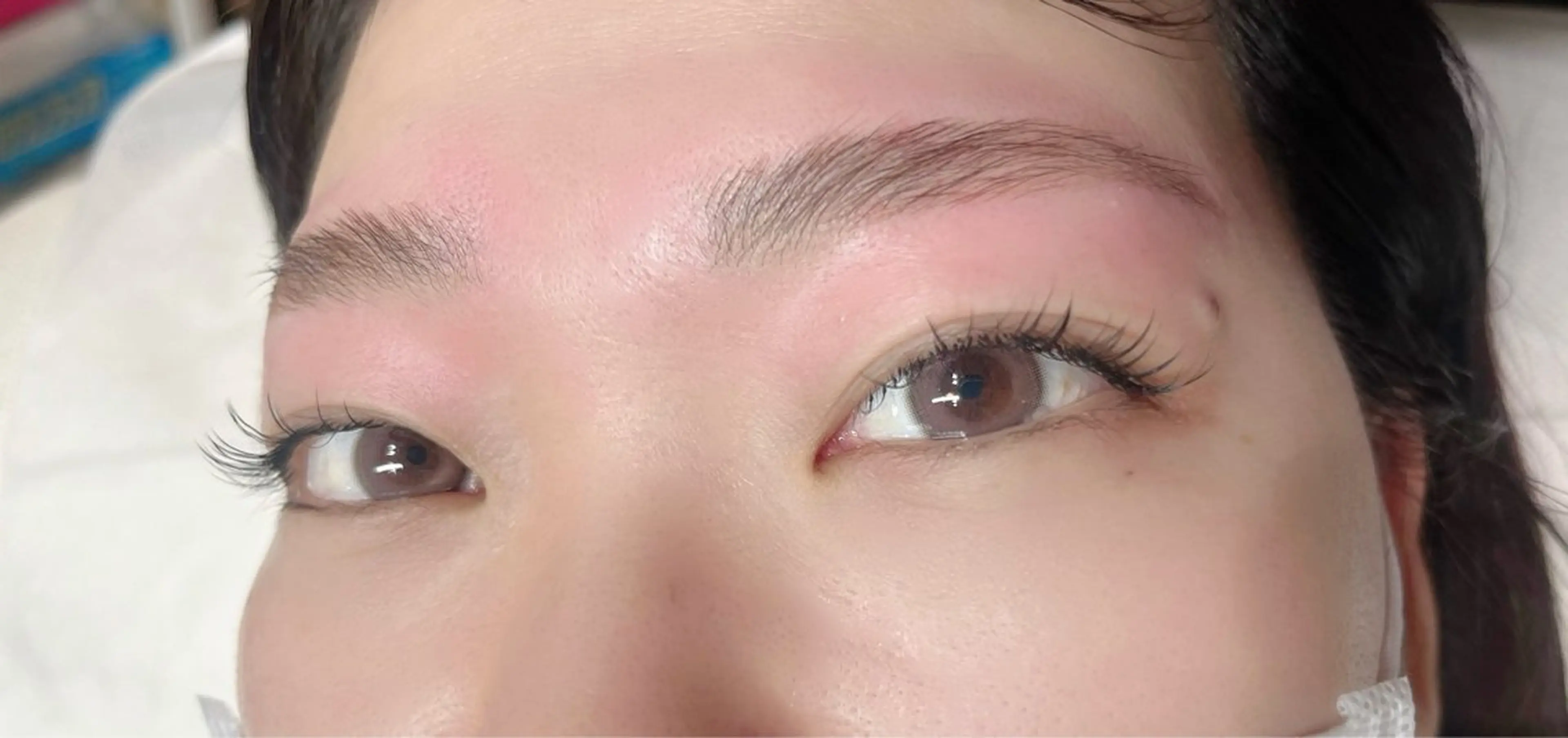 ナチュラルブロウリフト（眉パーマ）の写真