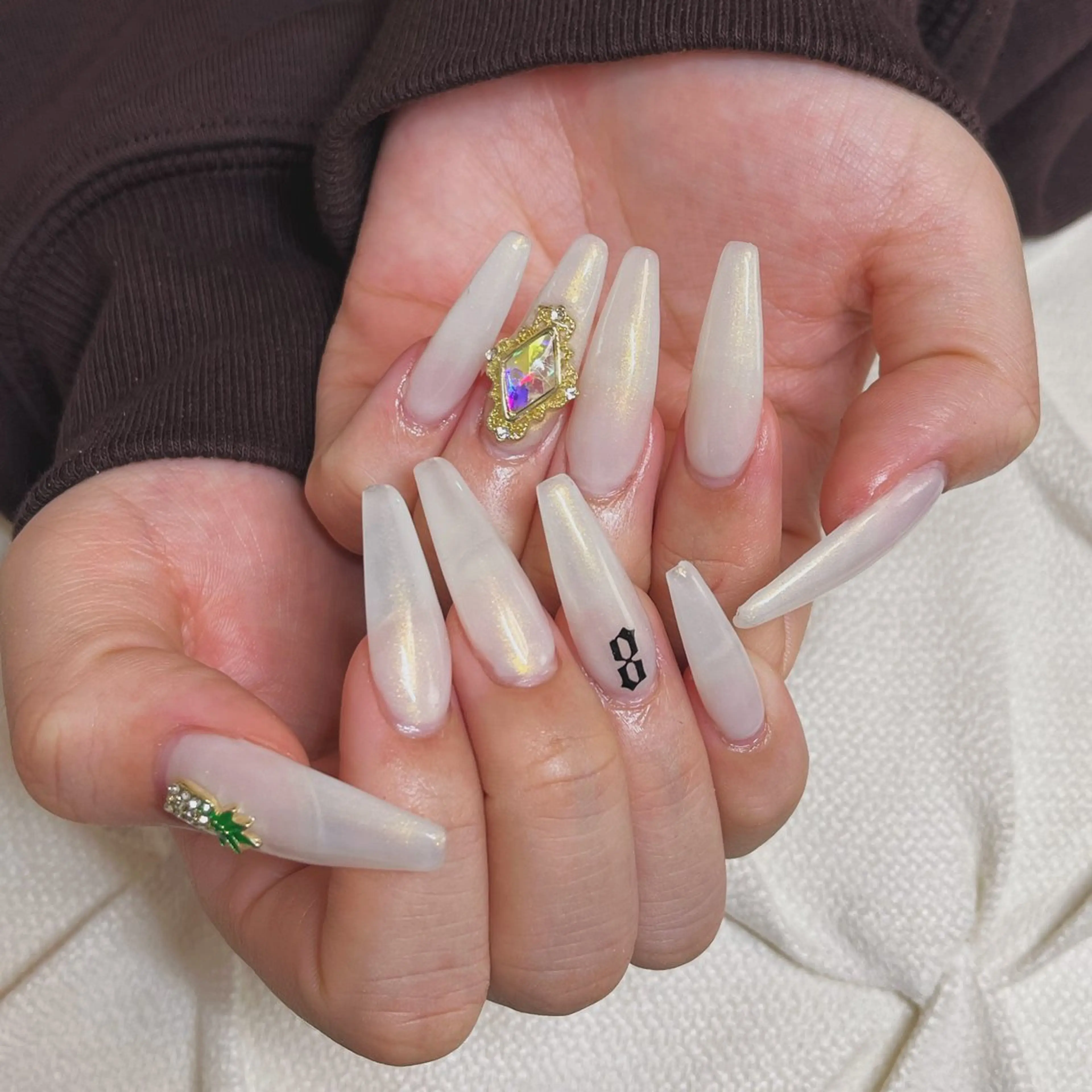 ネイル フラッシュネイル グラデーション ラメ(グリッター) マグネットネイル ツイードネイル ハンドネイル nail.salon .Reversalのネイルデザイン