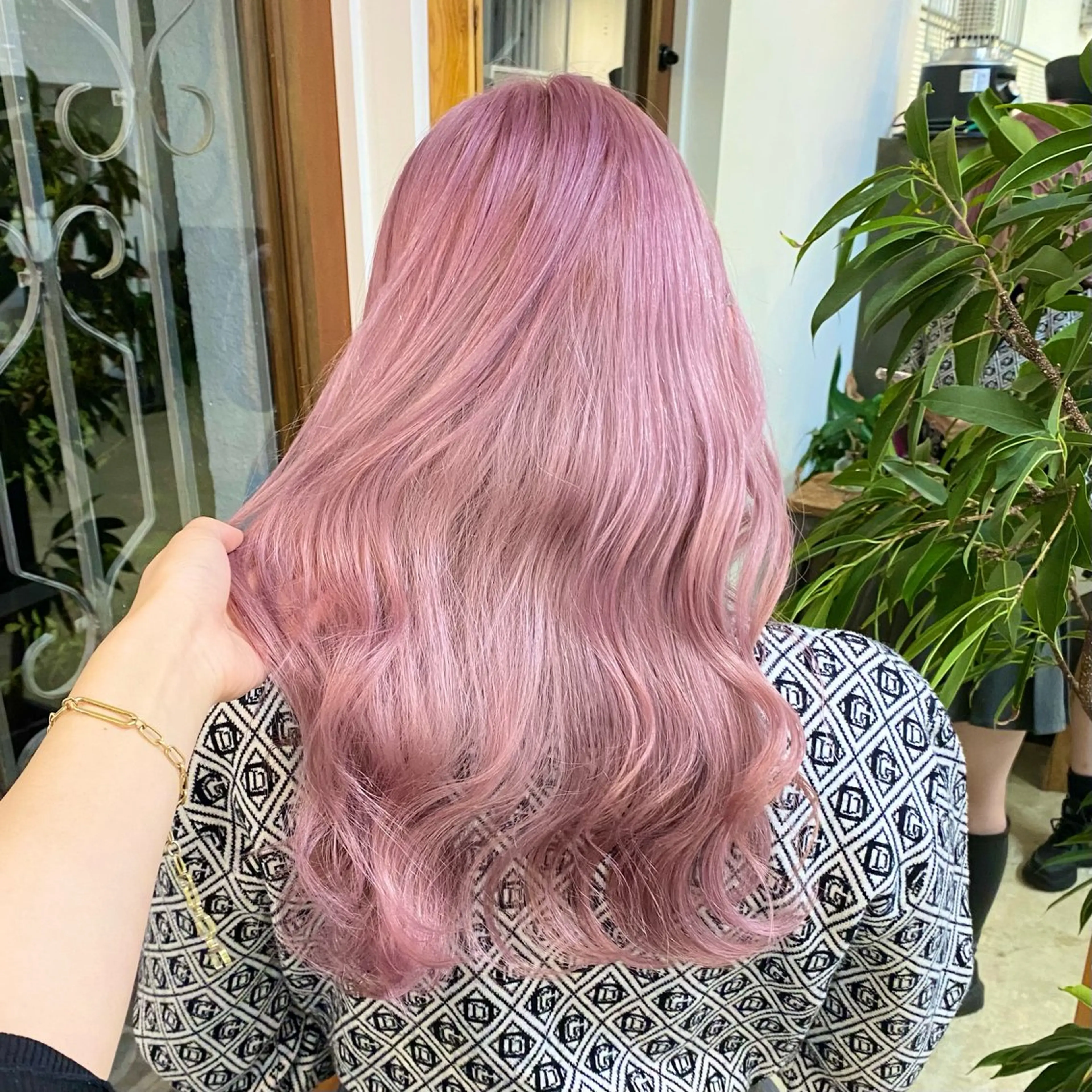 ロング カラー souco/ moenoのヘアスタイル