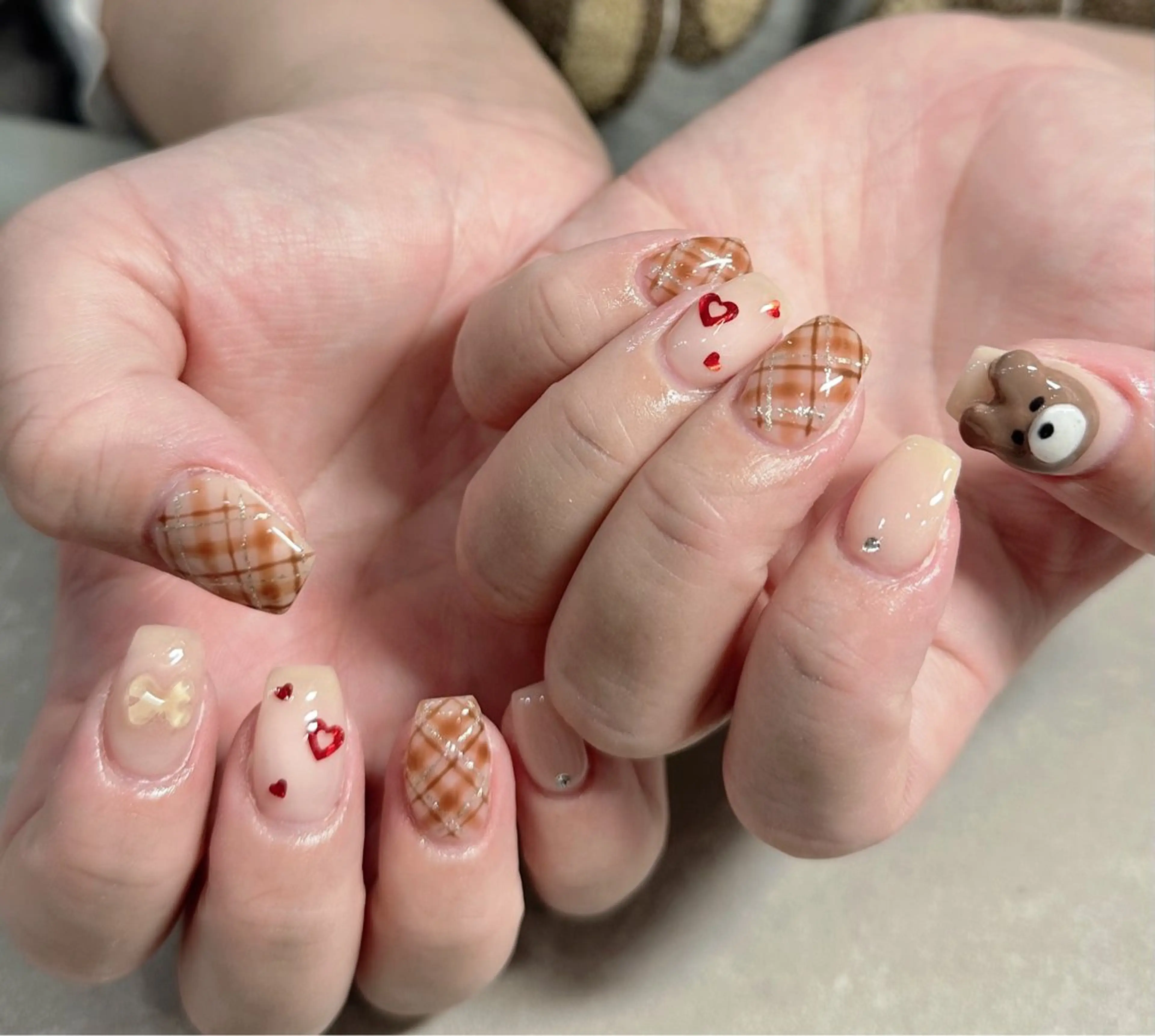 ネイル LAVISH nanamiのネイルデザイン