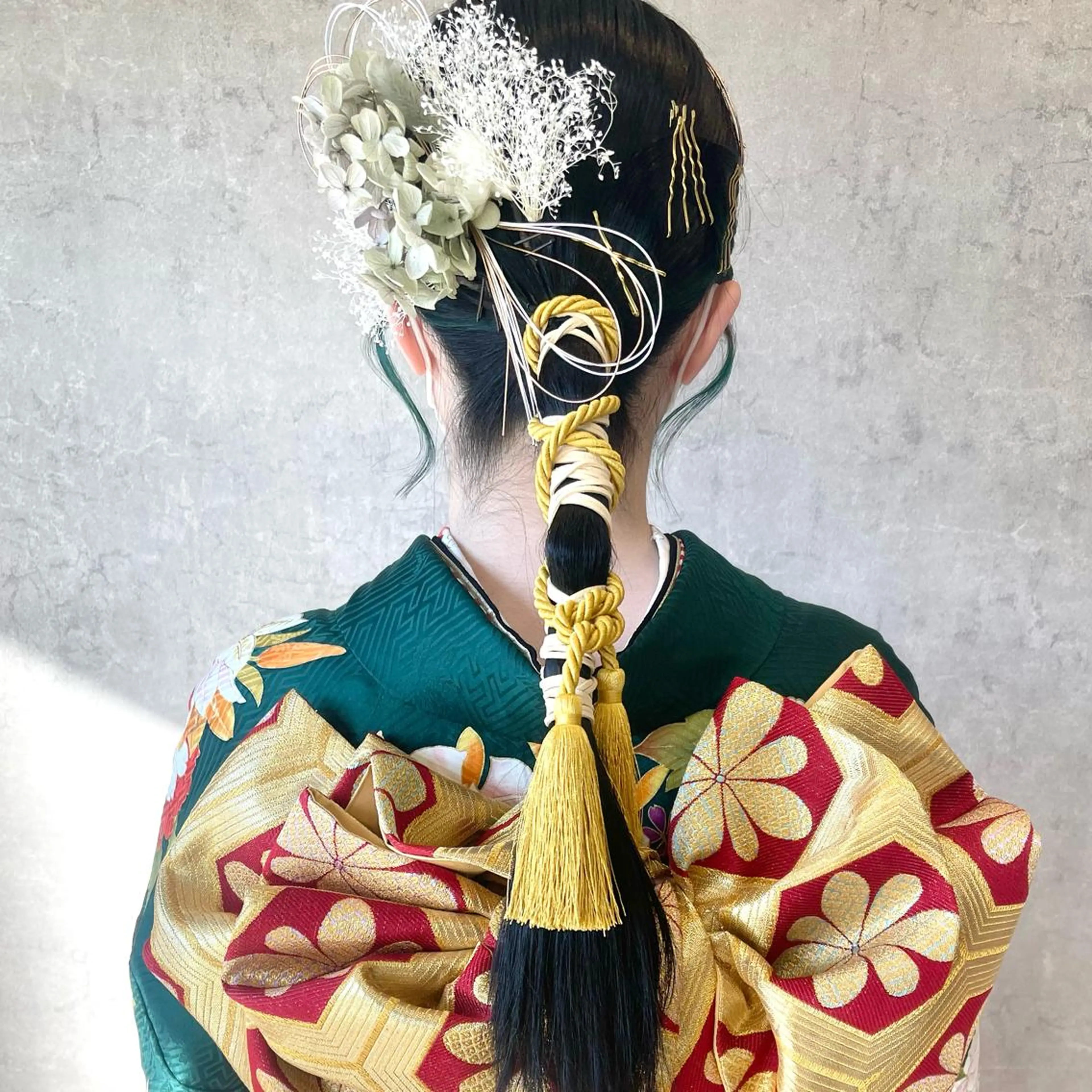 ミディアム カラー ヘアアレンジ ヘアセット merci.所属・🌻あいり merci.🌻のヘアスタイル