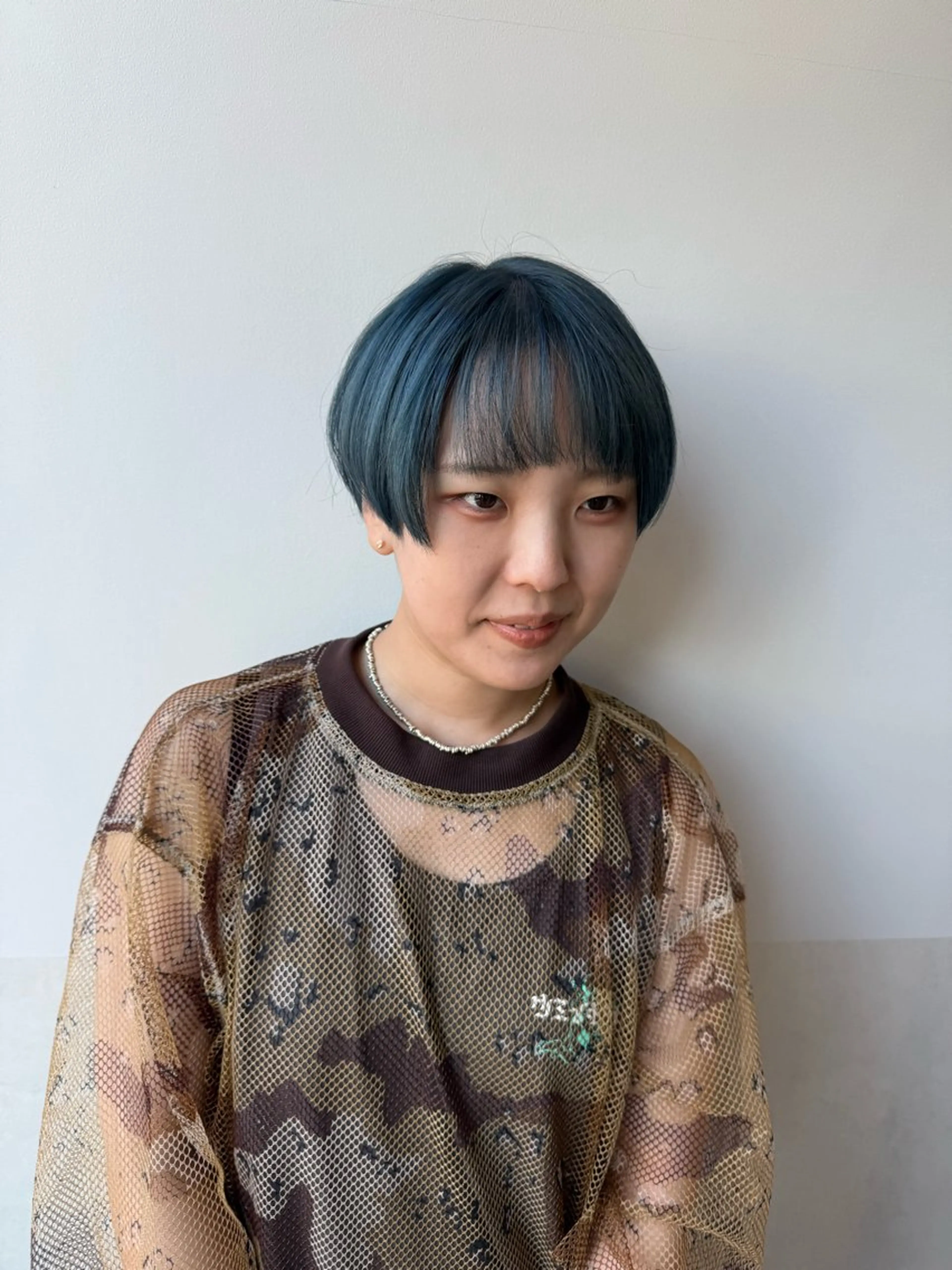 ショート カラー ブルーカラー ショートヘア 🍇おぐら めぐみ🍇のヘアスタイル