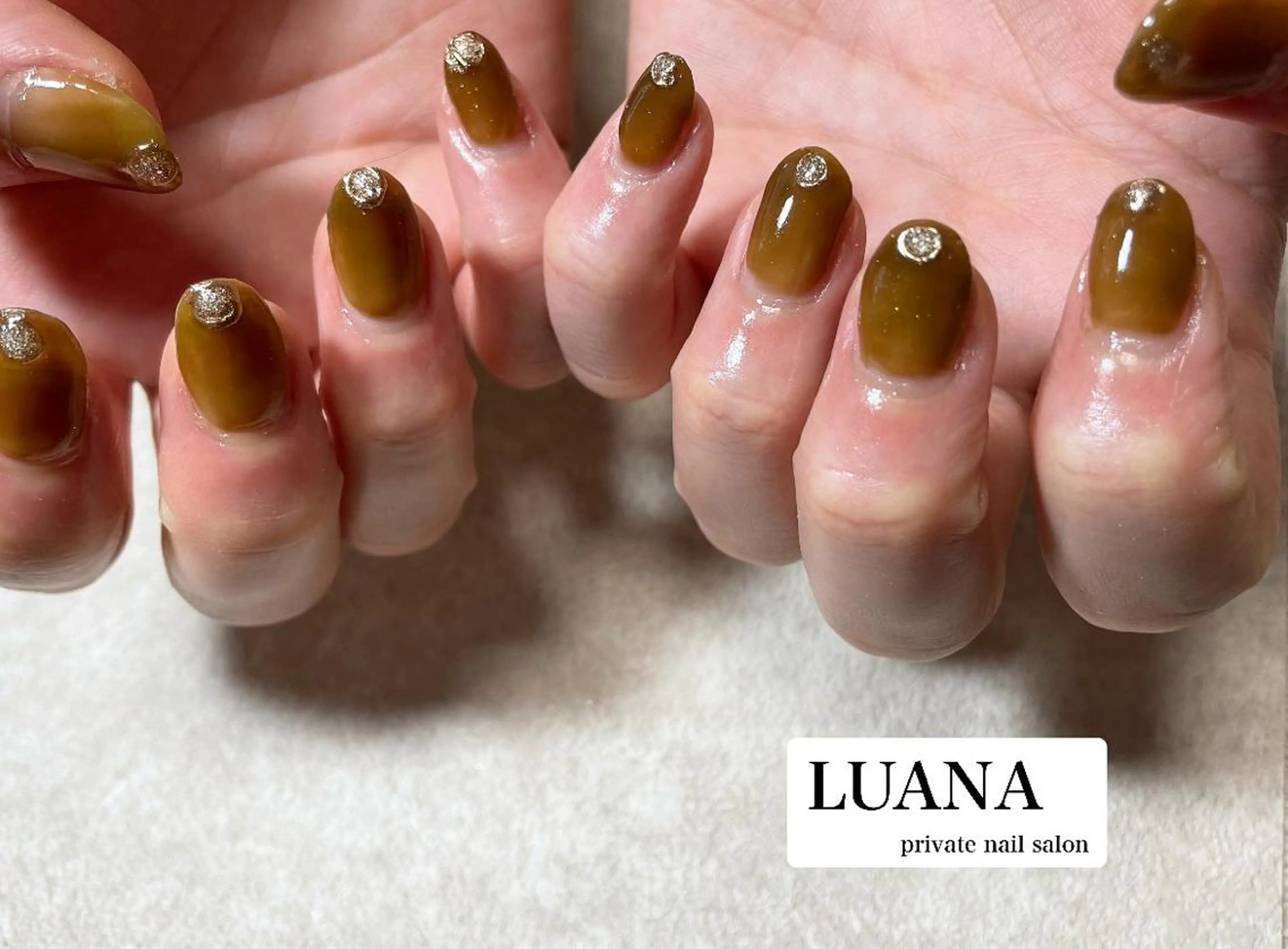 ネイル ドット フラワーネイル フレンチネイル マットネイル ミラーネイル ルアナ プライベートサロンのネイルデザイン