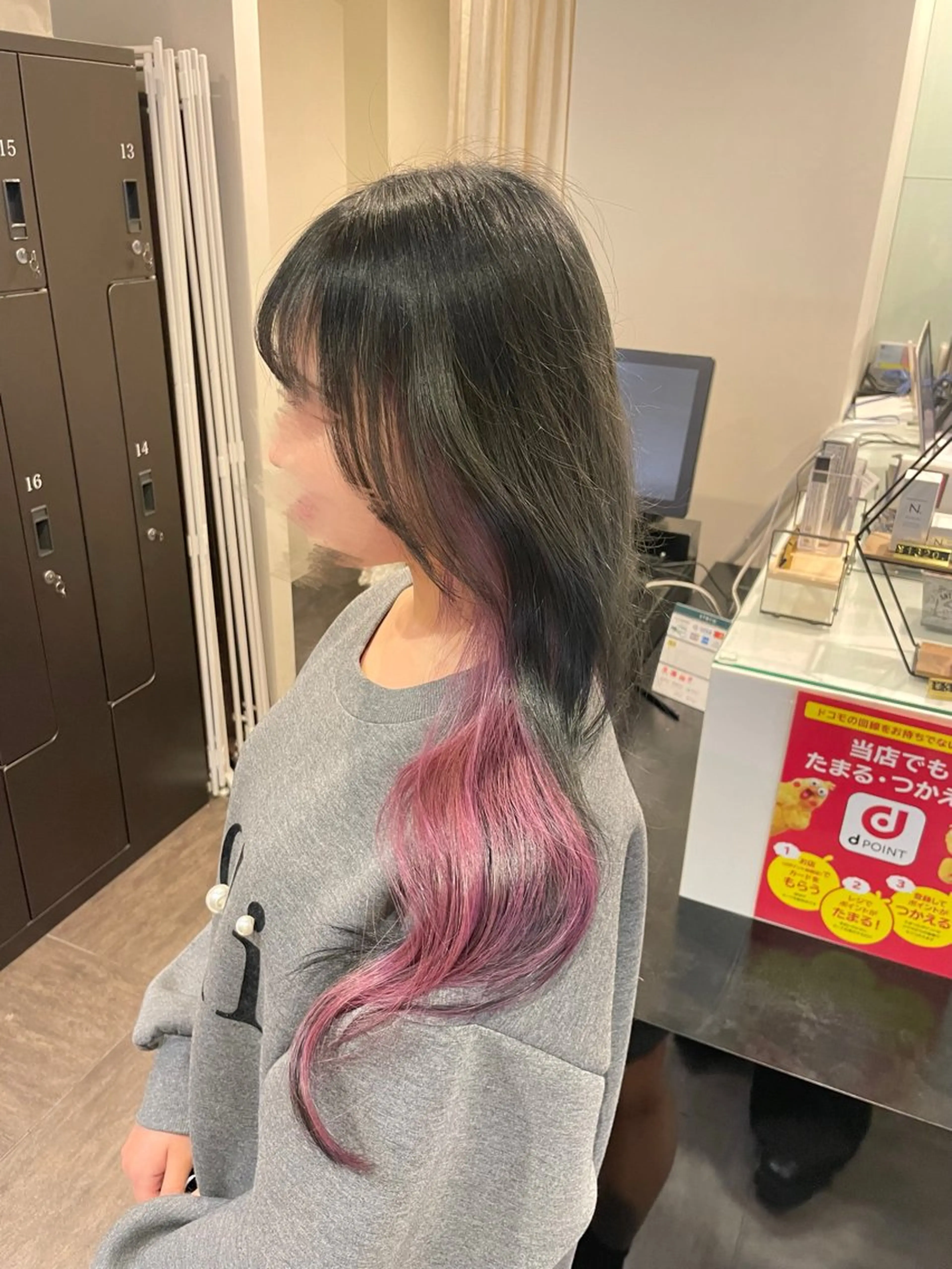 🎀インナーカラー(ブリーチ込)➕トリートメント➕コテ巻きの写真