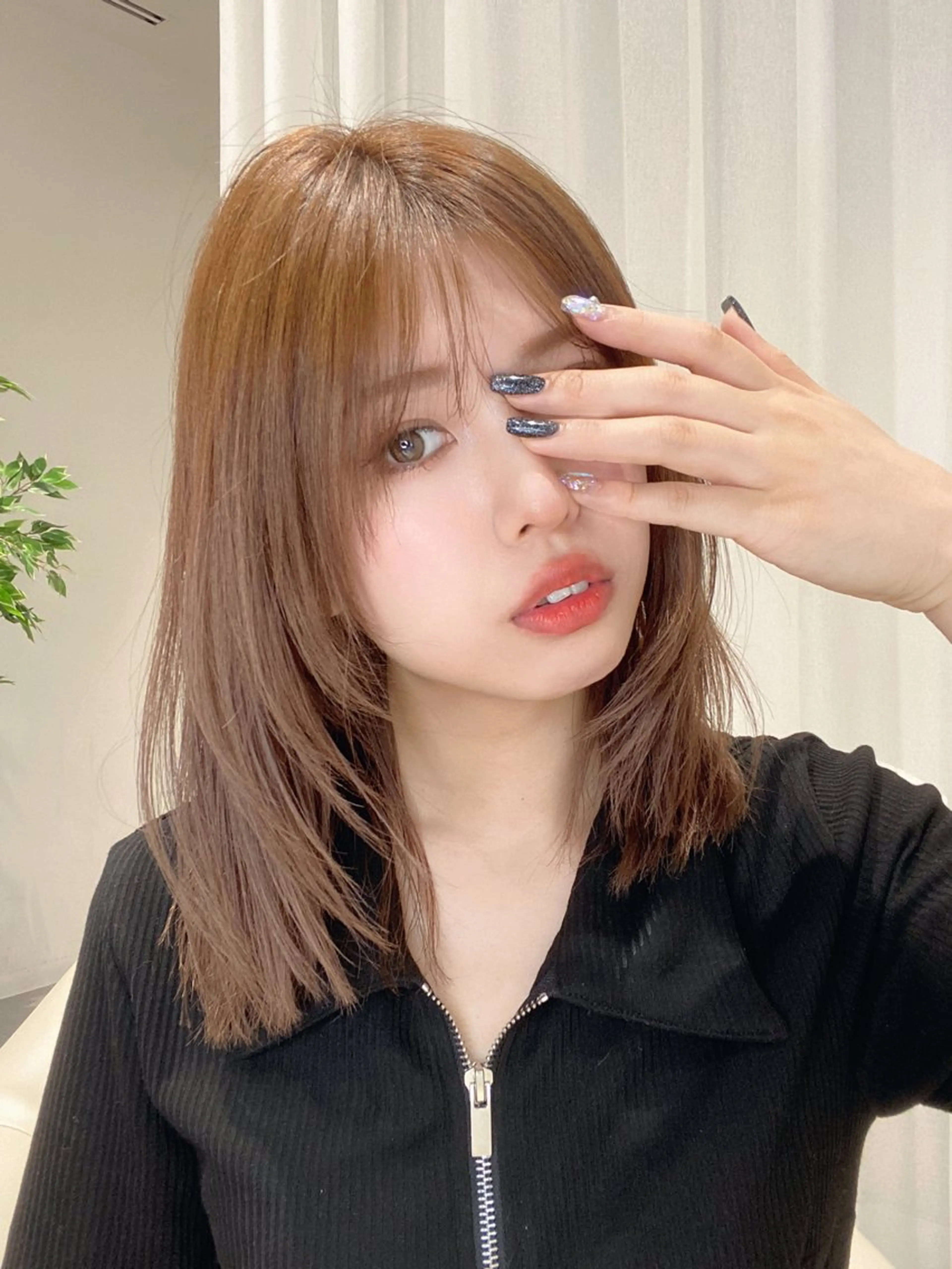 ミディアム カラー パーマ ヘアアレンジ カット ヘアカラー トリートメント ヘアセット 小野寺瑞希 /最小顔カットのヘアスタイル