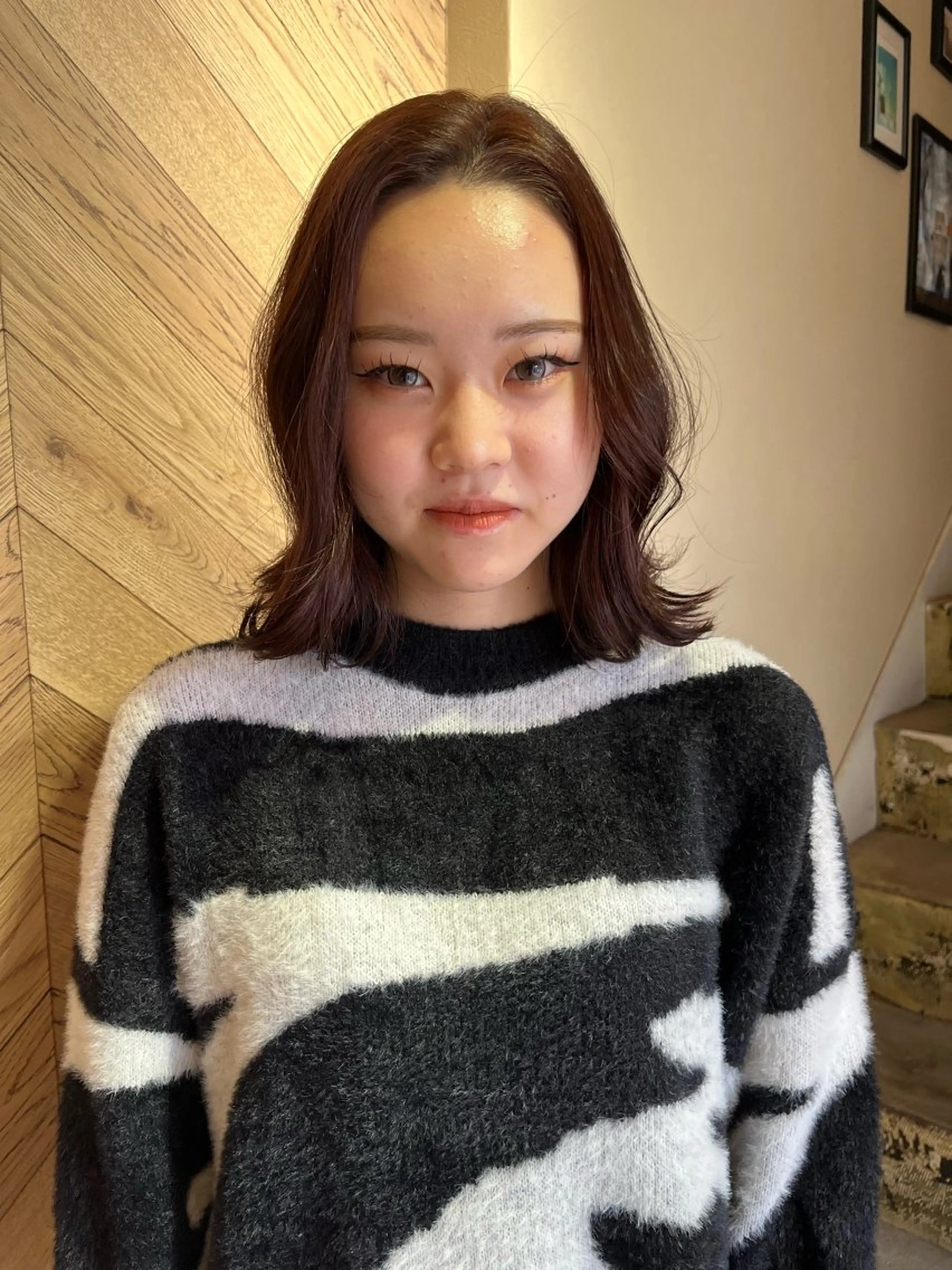 ミディアム カラー カシス ピンクカラー カット ヘアカラー FERIA あべの yumeho🍭のヘアスタイル