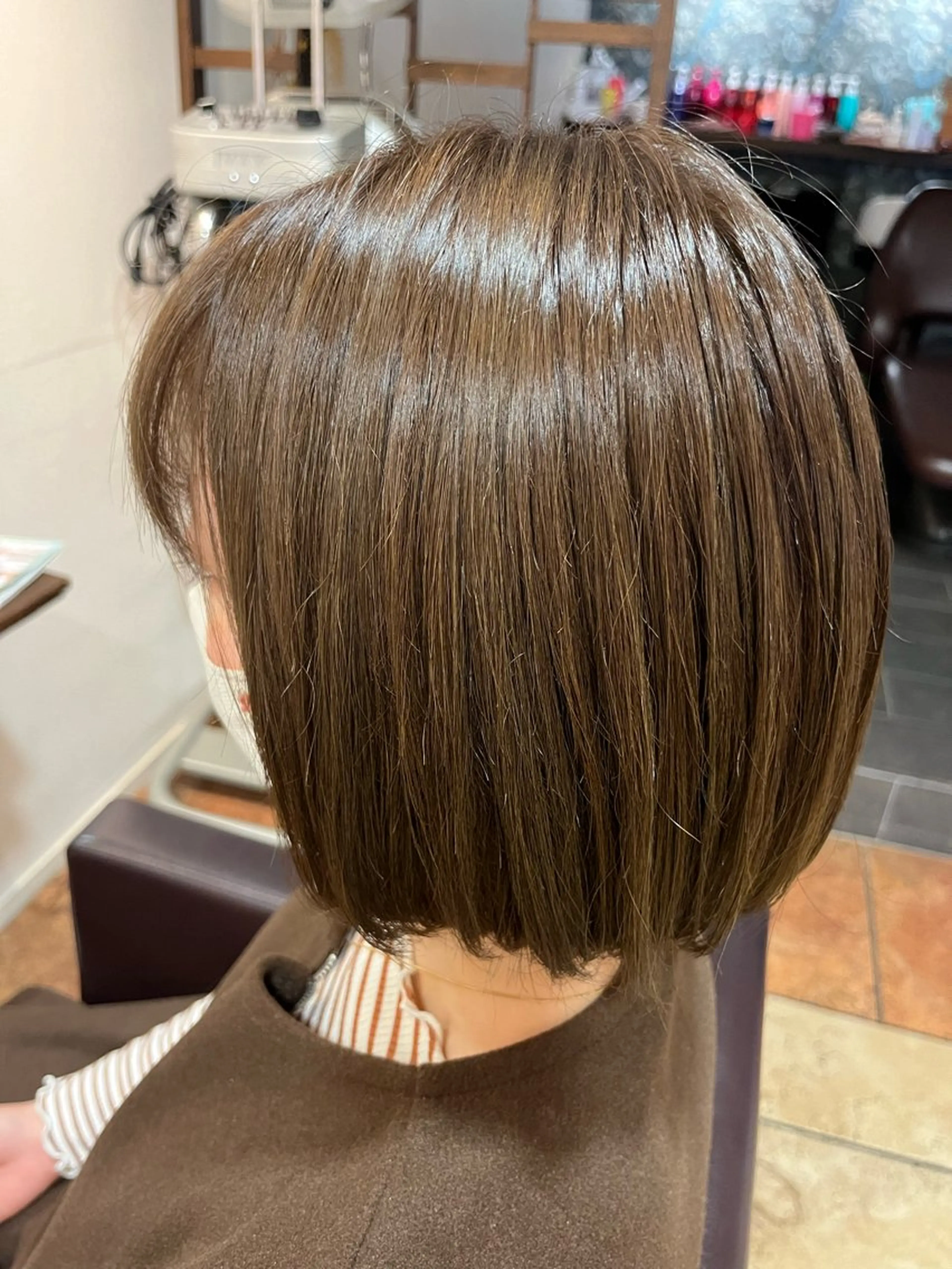 ミディアム カラー 切りっぱなしボブ ベージュカラー 透明感カラー ボブ Porte所属・疋田(ひきた)真由 🐶東京/都立大学のヘアスタイル