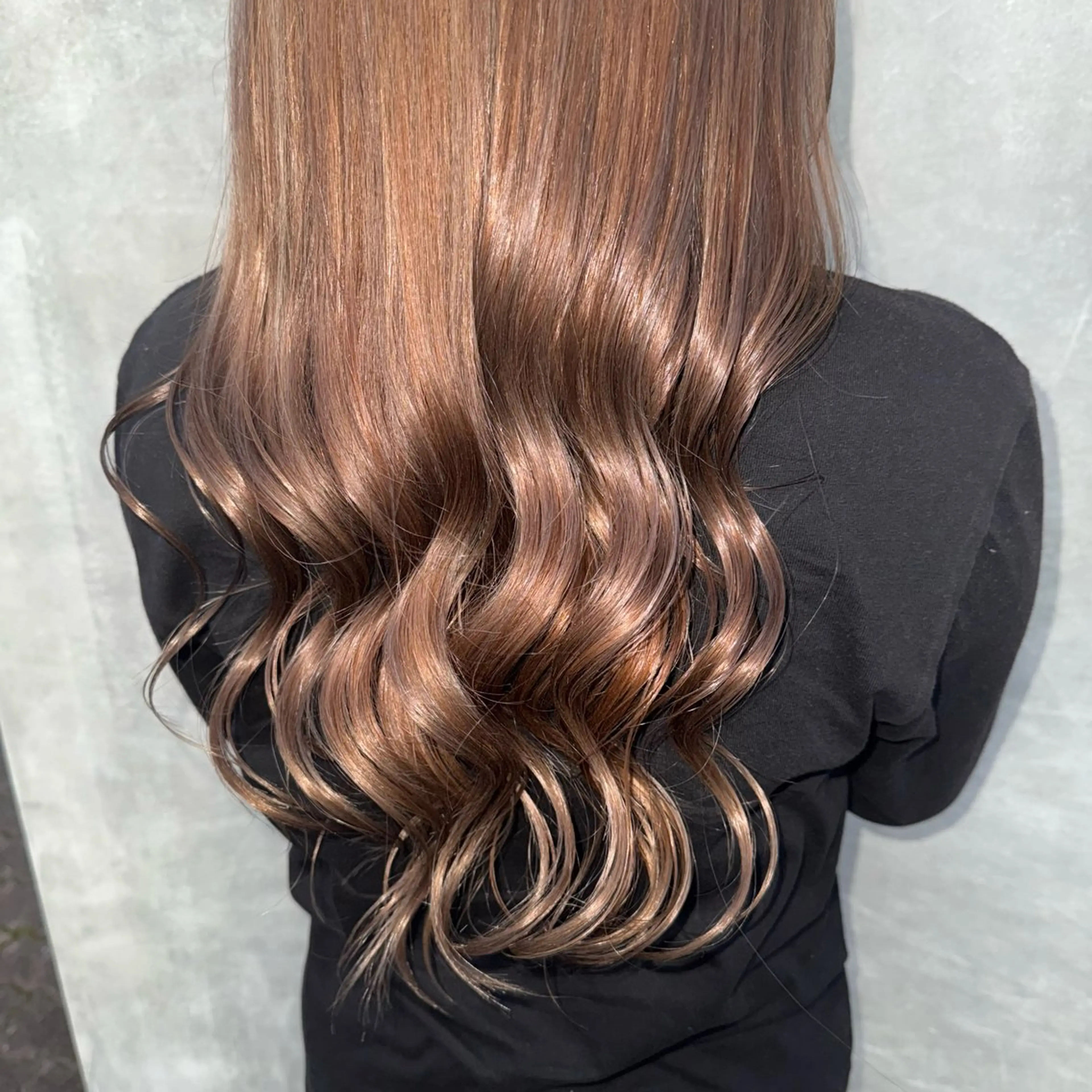 ロング カラー ベージュカラー ブリーチ ヘアカラー 野崎 桃実のヘアスタイル