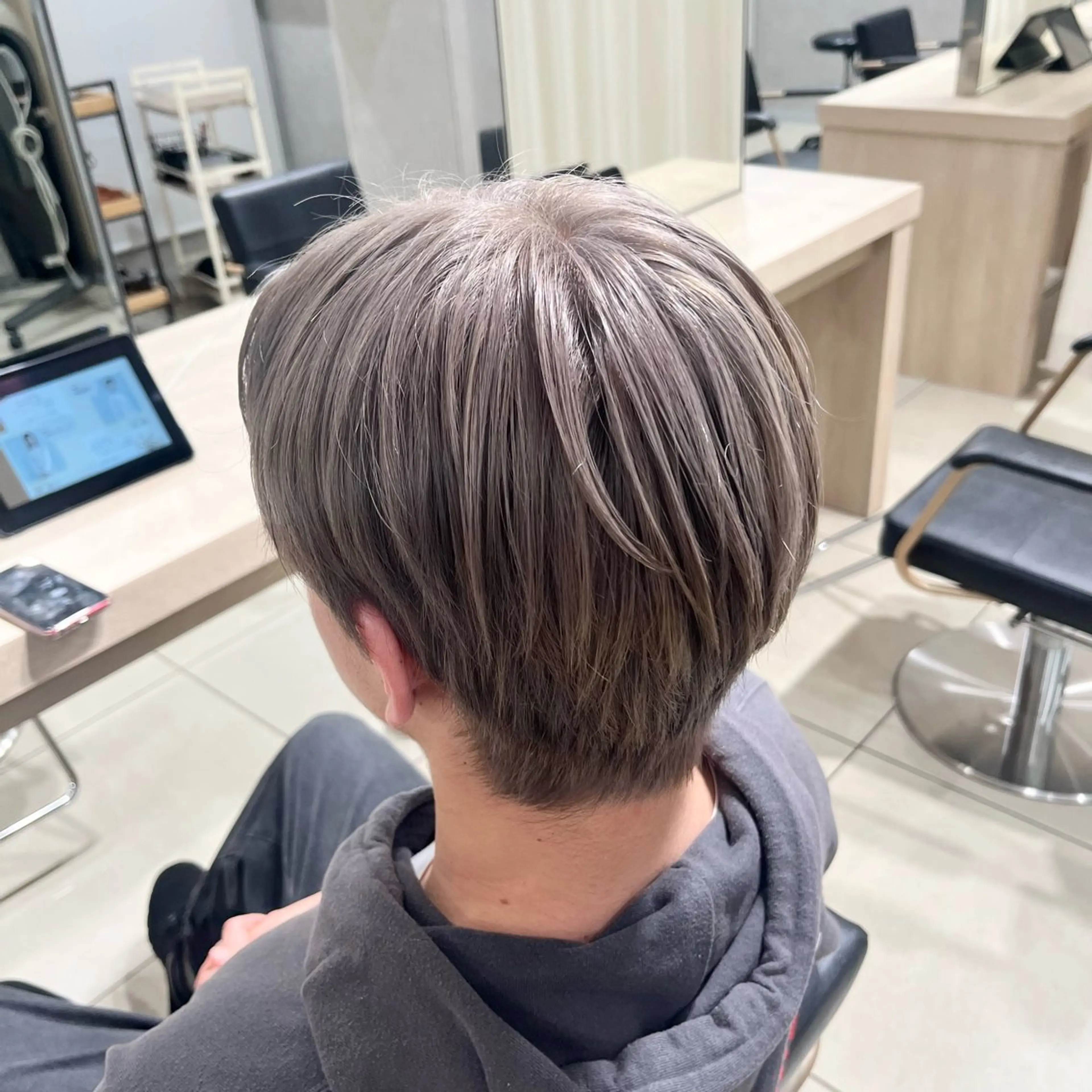 🪐men's限定🌟ブリーチダブルカラー+カット＋ケアトリートメント付き💇‍♂️の写真