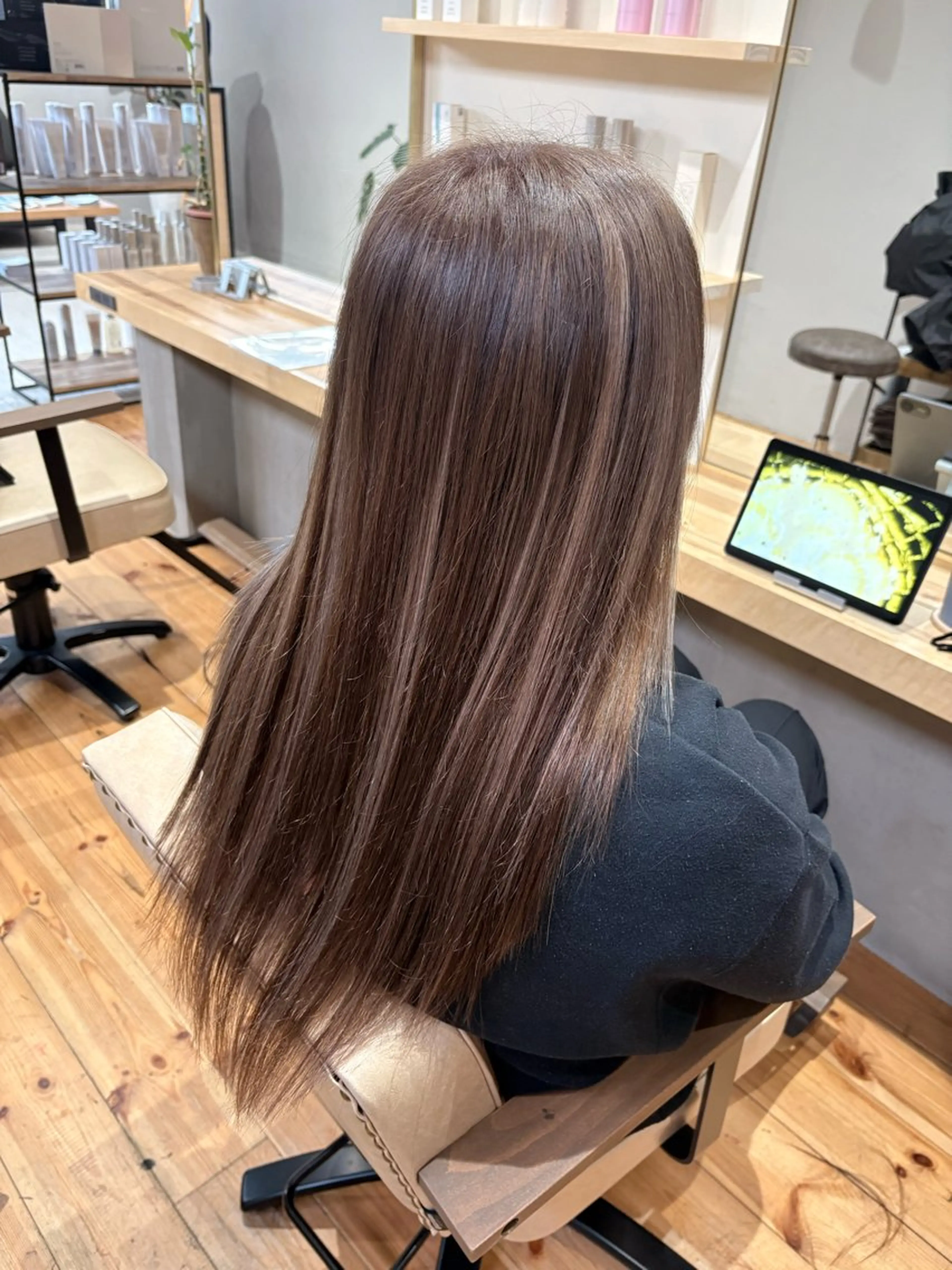 ロング エクステ セルバ所属・卒業生クーポン💗 ハイトーン/ブリーチのヘアスタイル