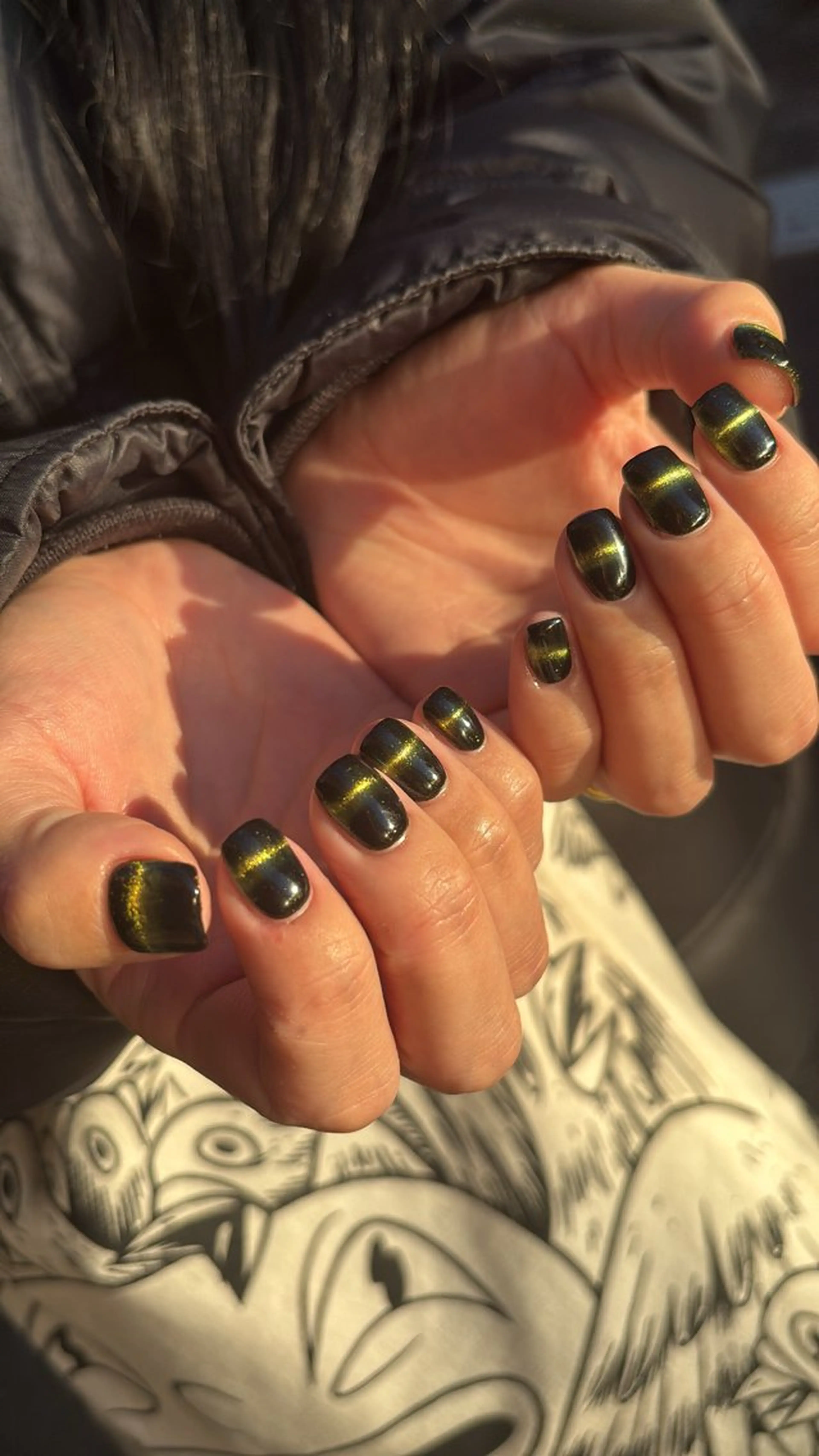 ネイル nailsalon hue所属・小山 羽奈のネイルデザイン