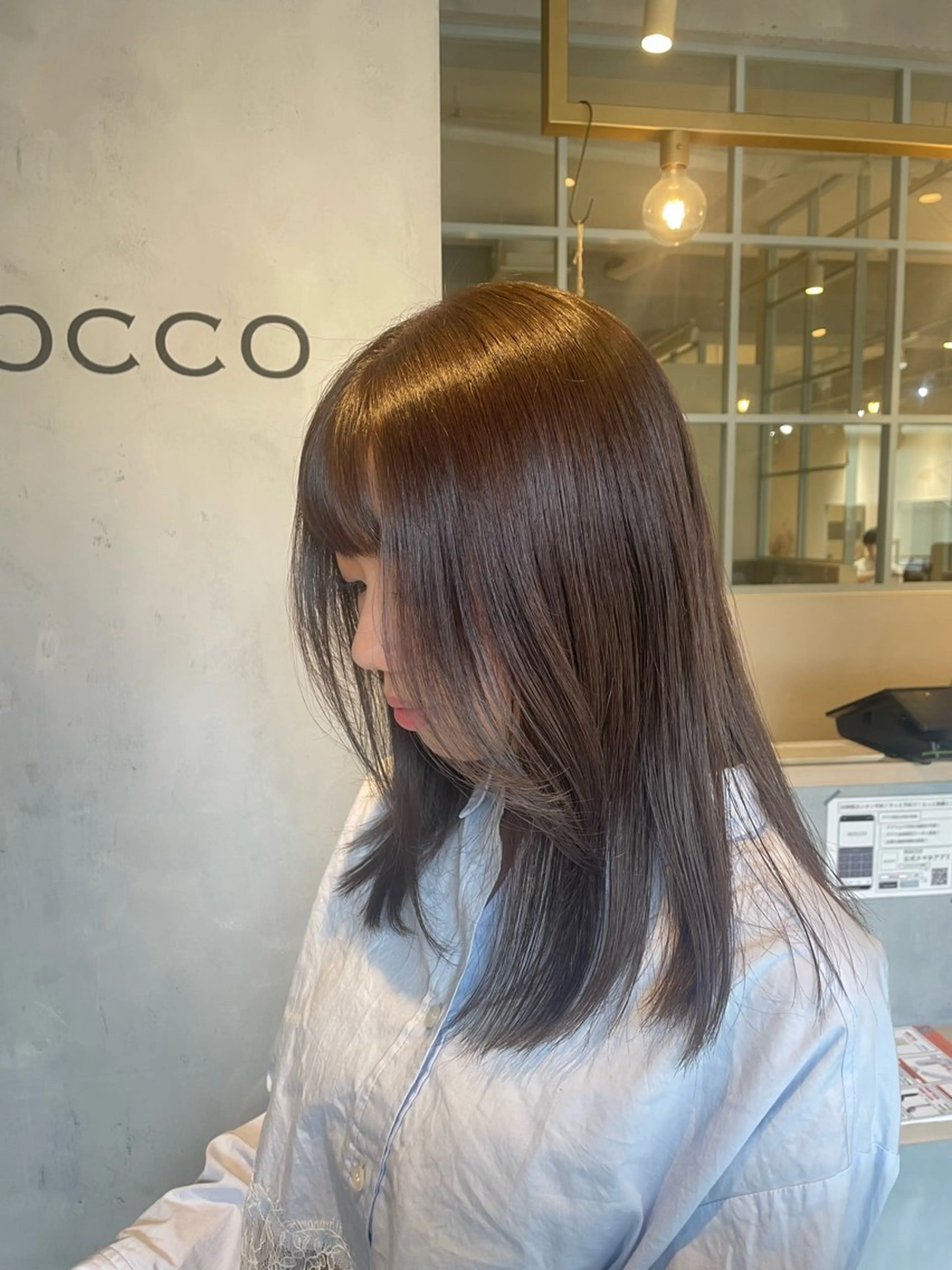 ミディアム ヘアカラー トリートメント アイナ ROCCOのヘアスタイル
