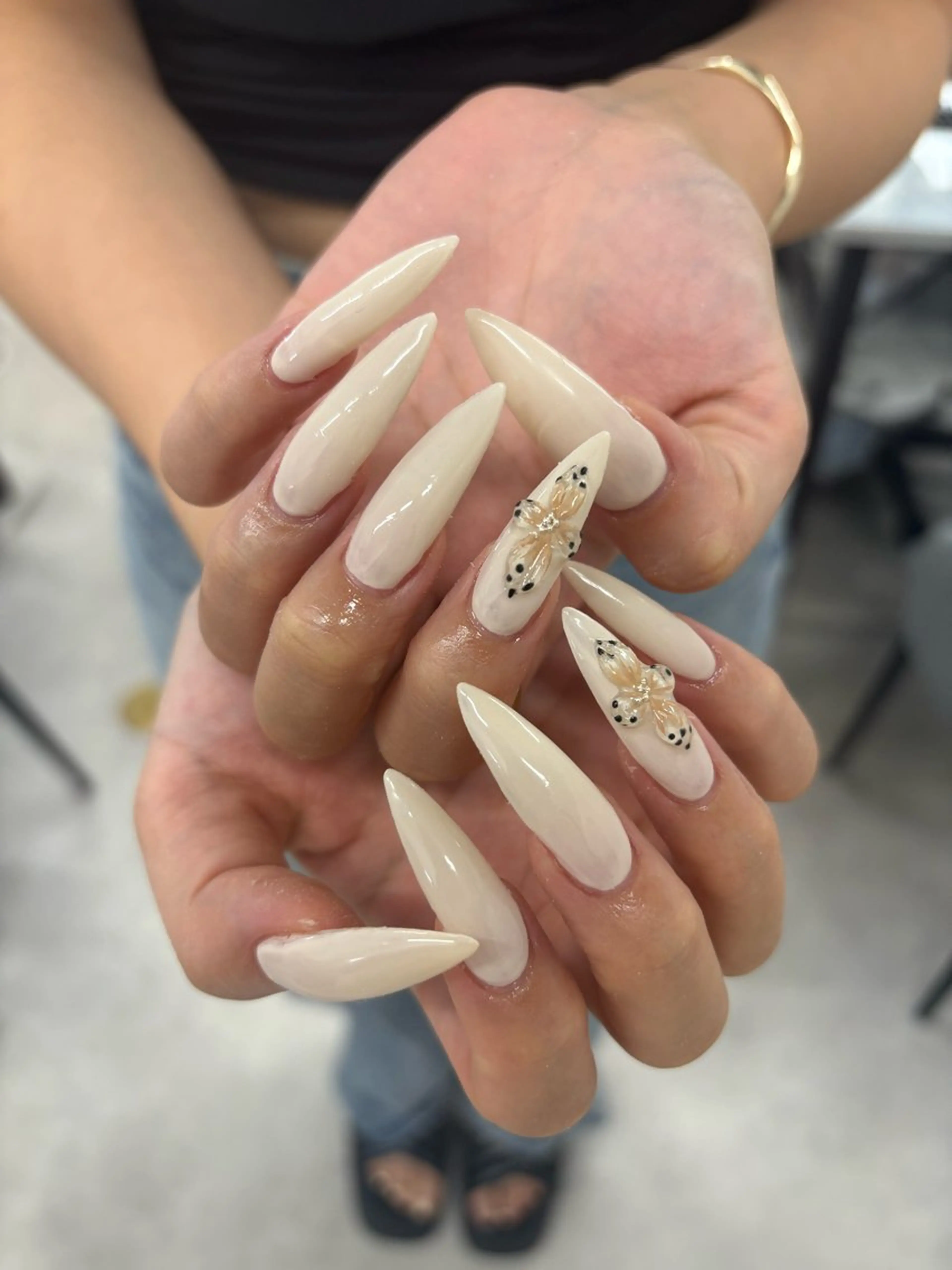 ネイル ハンドネイル yuria 🎀海外ネイル🌺のネイルデザイン