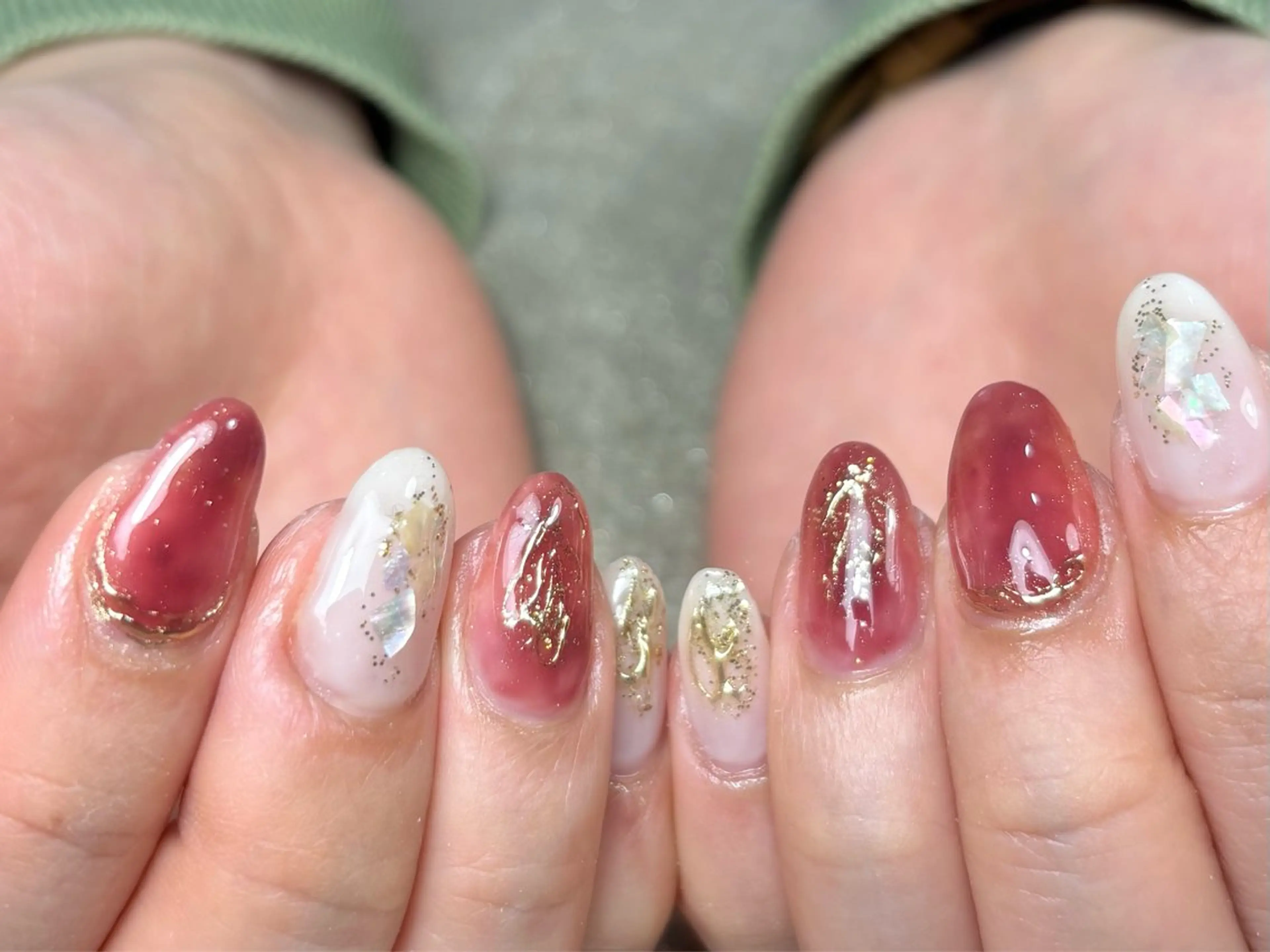 ネイル アートネイル ボルドー ジェルネイル ミラーネイル 持ち込み Salute本店 🦋仲原里佳のネイルデザイン