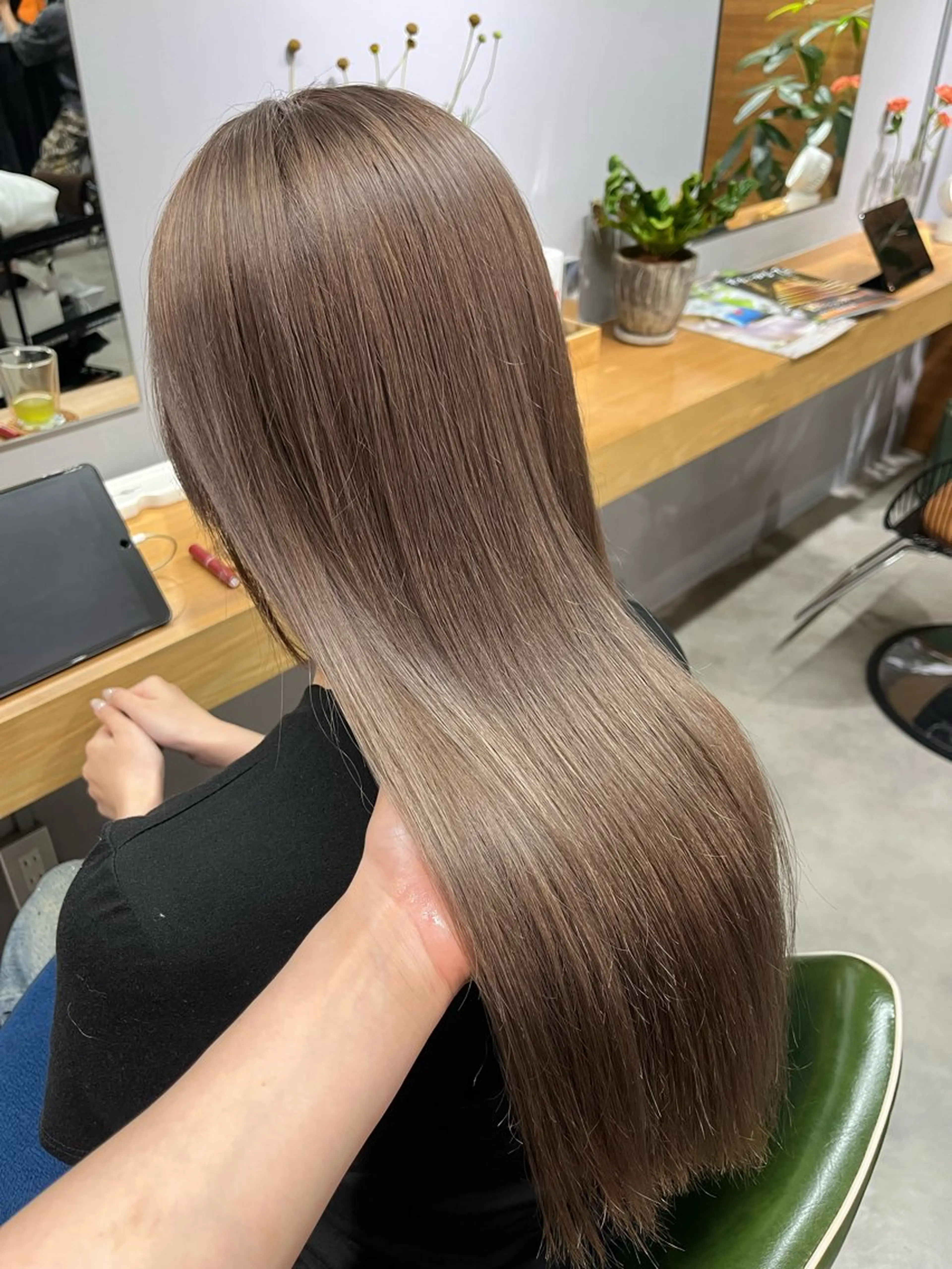 ロング カラー ヘアカラー 310【サンイチマル】所属・透明感ハイトーン🦄 キラ🌈のヘアスタイル