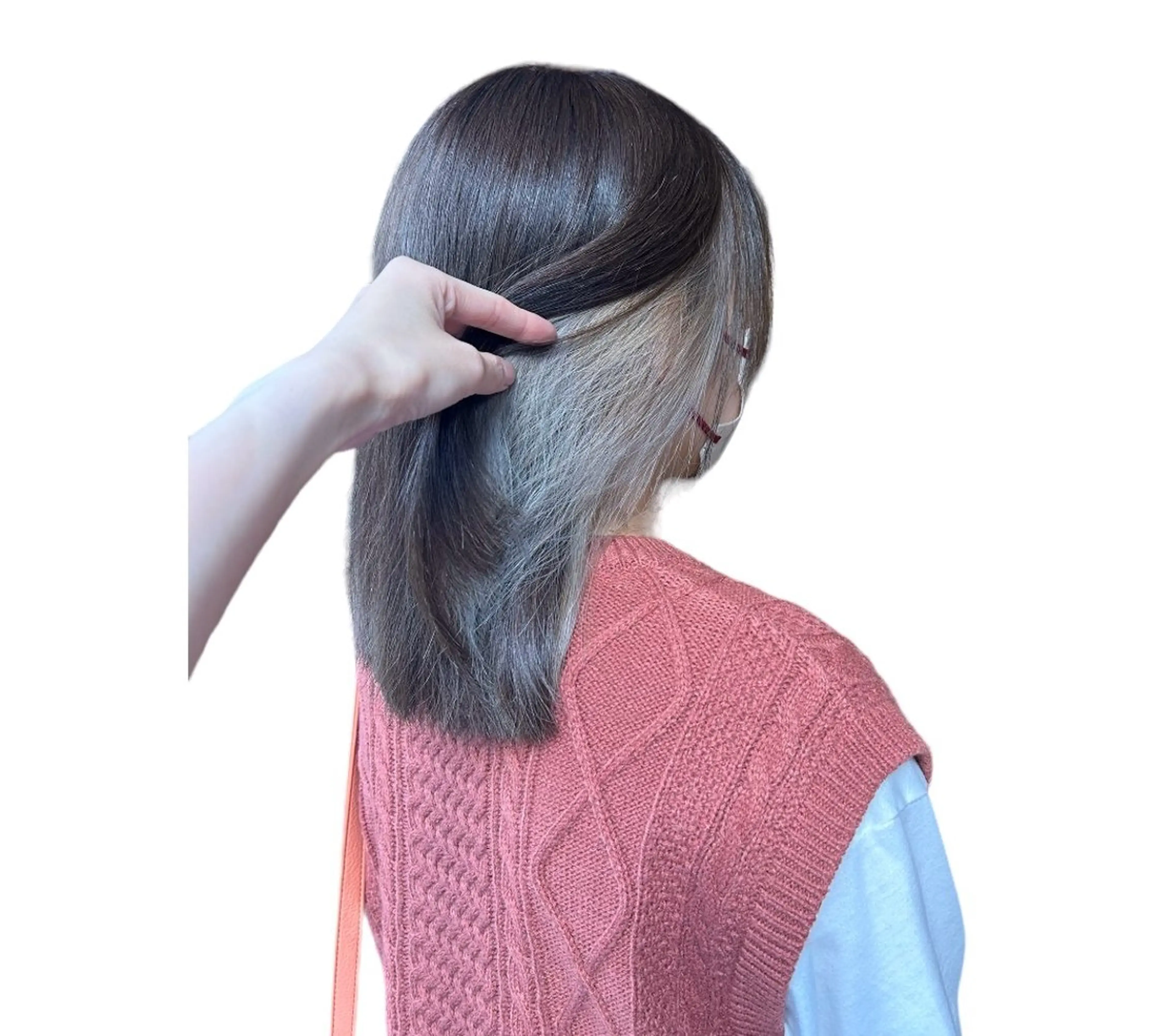 ミディアム カラー イヤリングカラー ヘアカラー トリートメント 透明感カラー/牧内 楓/インナーカラーのヘアスタイル