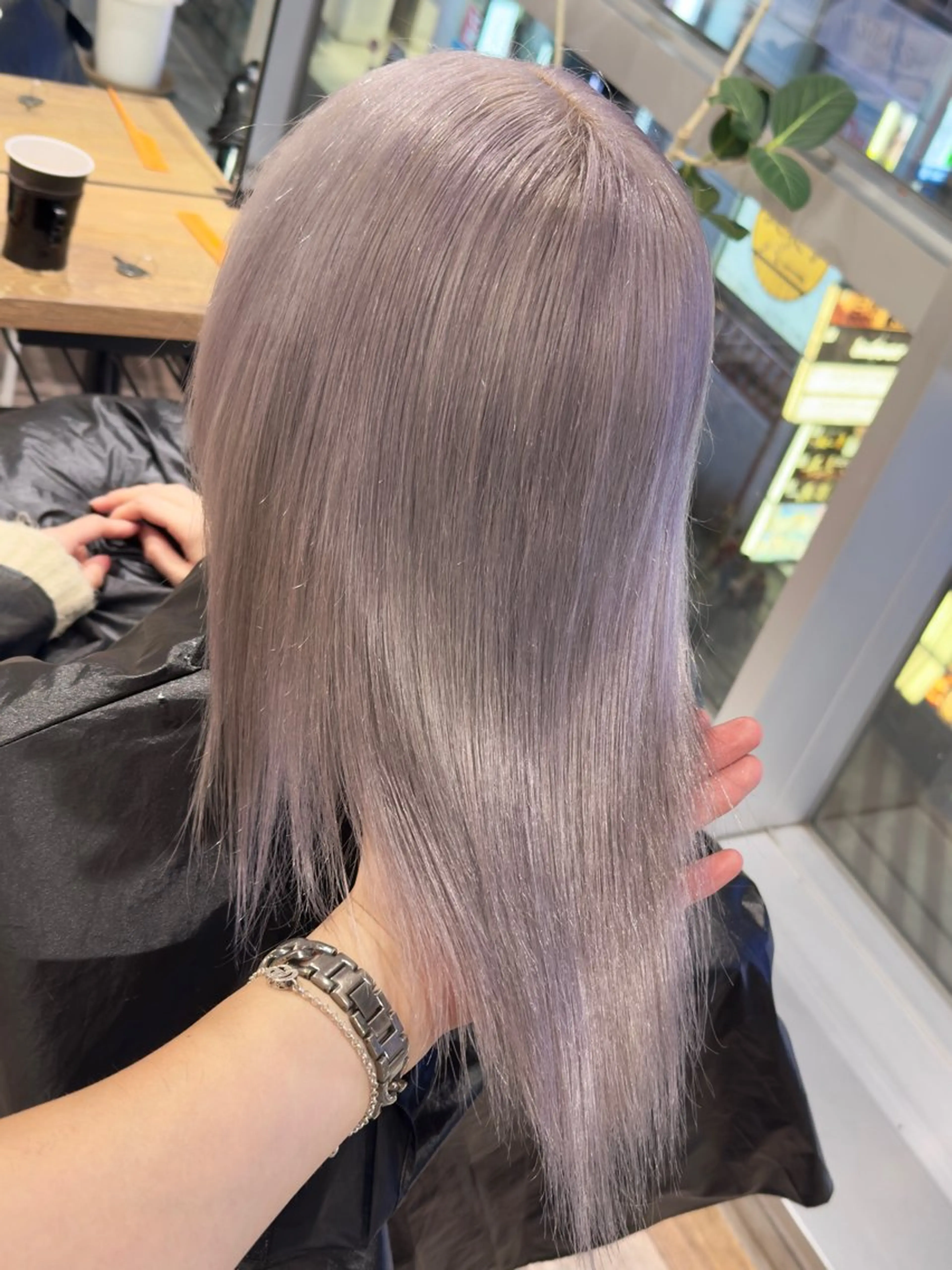 セミロング カラー 立川/ブリーチ/ 髪質改善/西川翔真のヘアスタイル