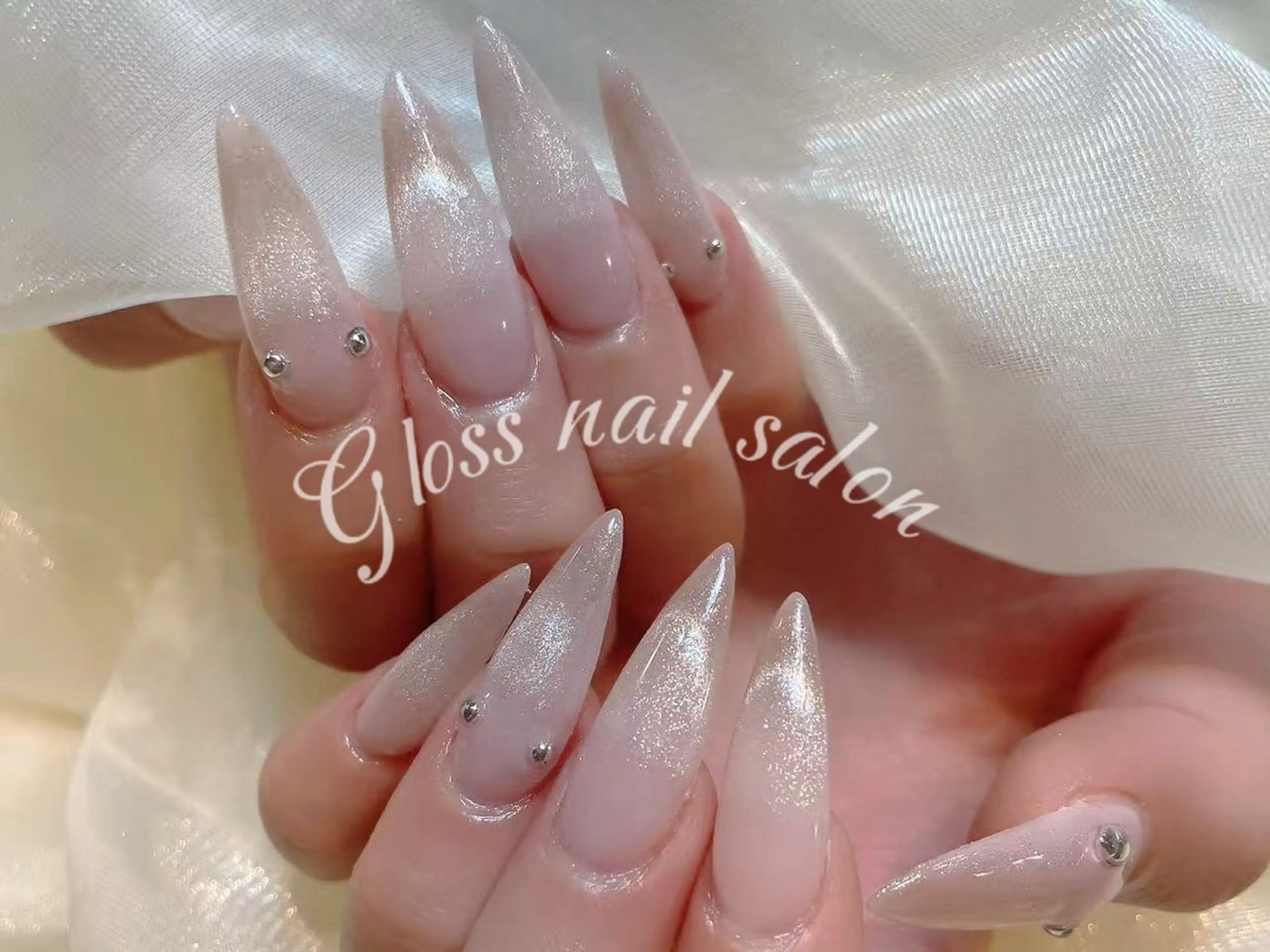 ネイル ハンドネイル Gloss nail 💅yuna✨のネイルデザイン