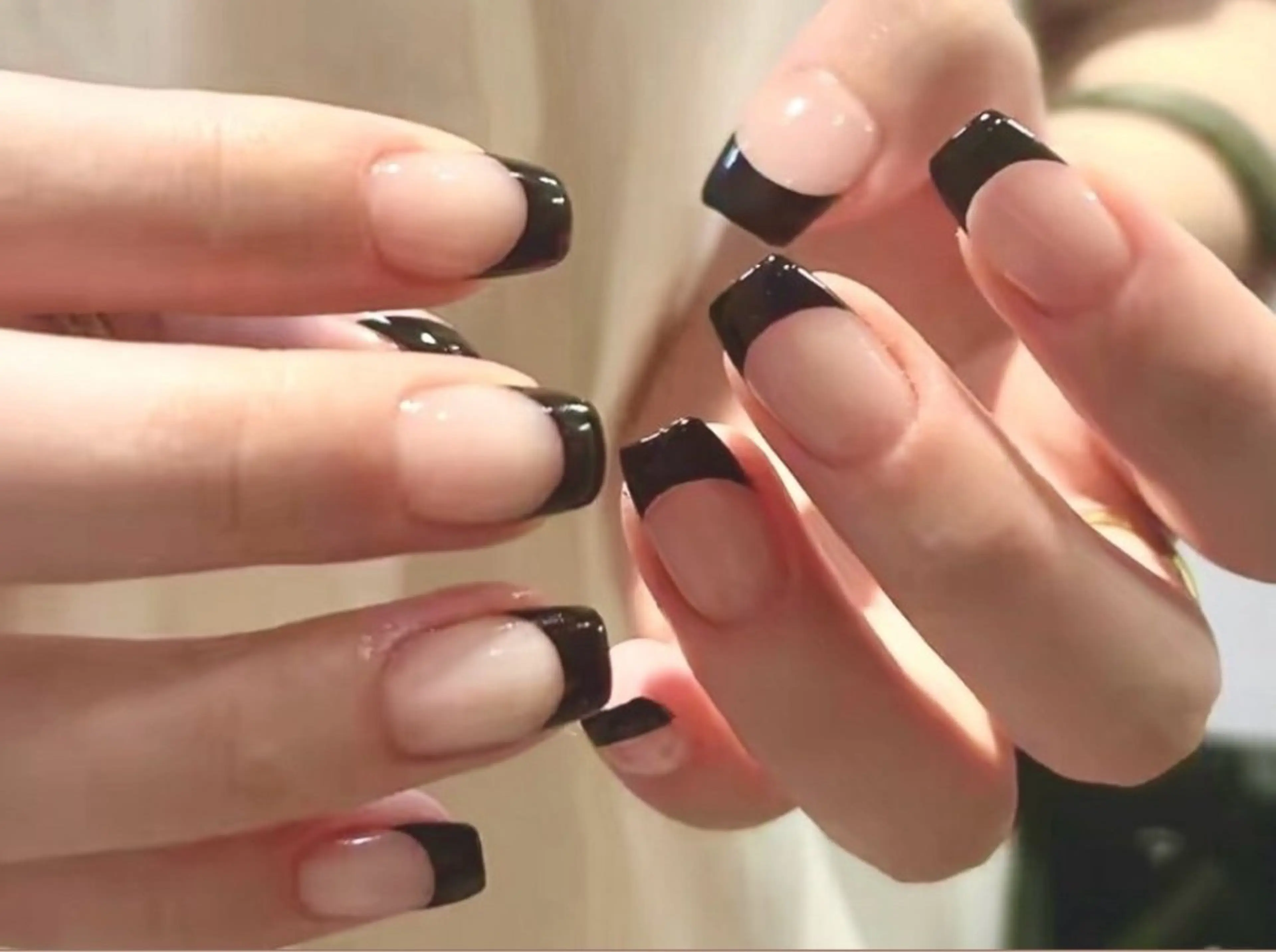 ネイル ハンドネイル 花岡 美沙子のネイルデザイン