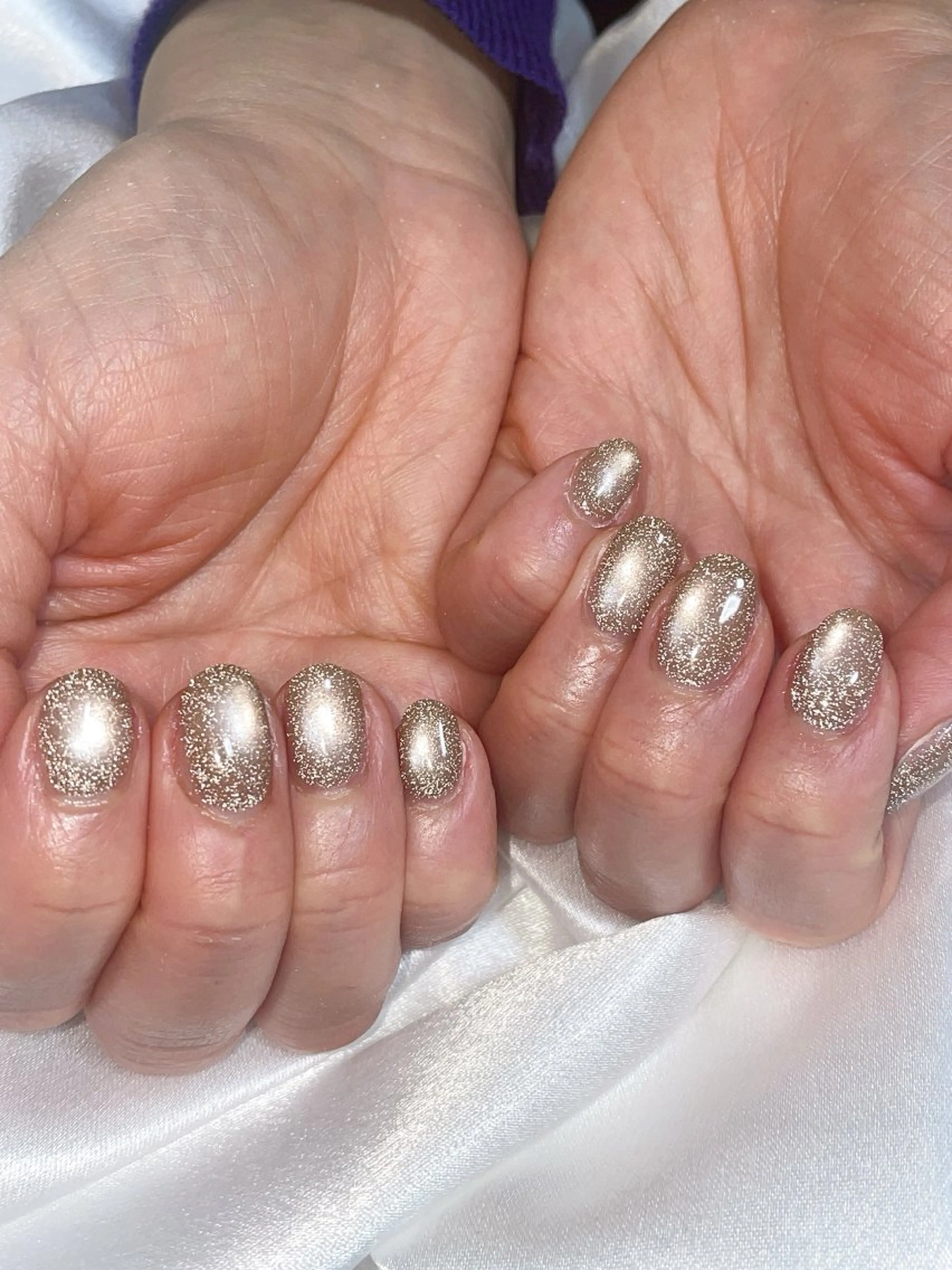 ネイル オーロラネイル 桜ネイル フラッシュネイル フラッシュマグ フラワーネイル ハンドネイル mogunail &blowのネイルデザイン