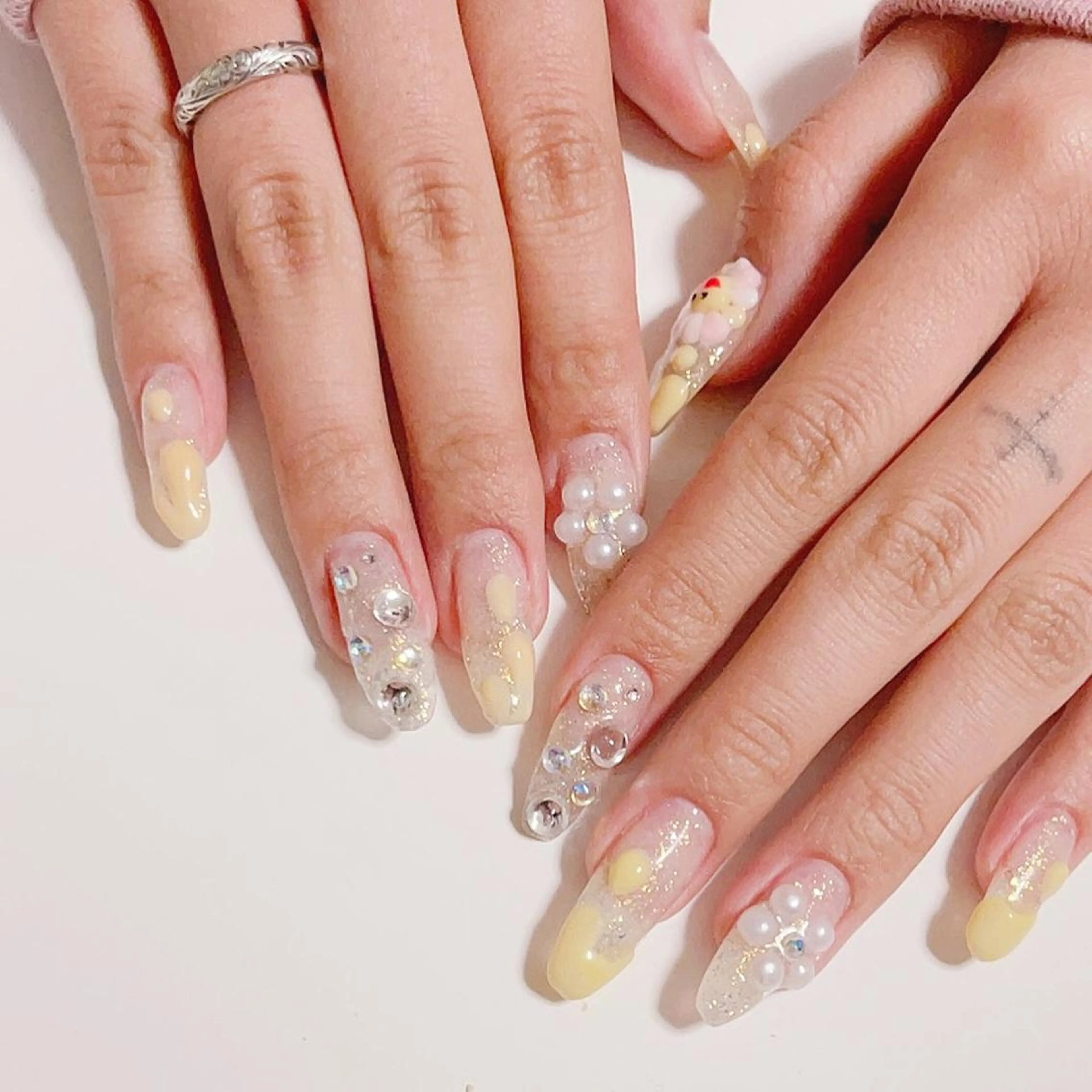 ロング ネイル キラキラネイル 安藤 紅実のその他イメージ