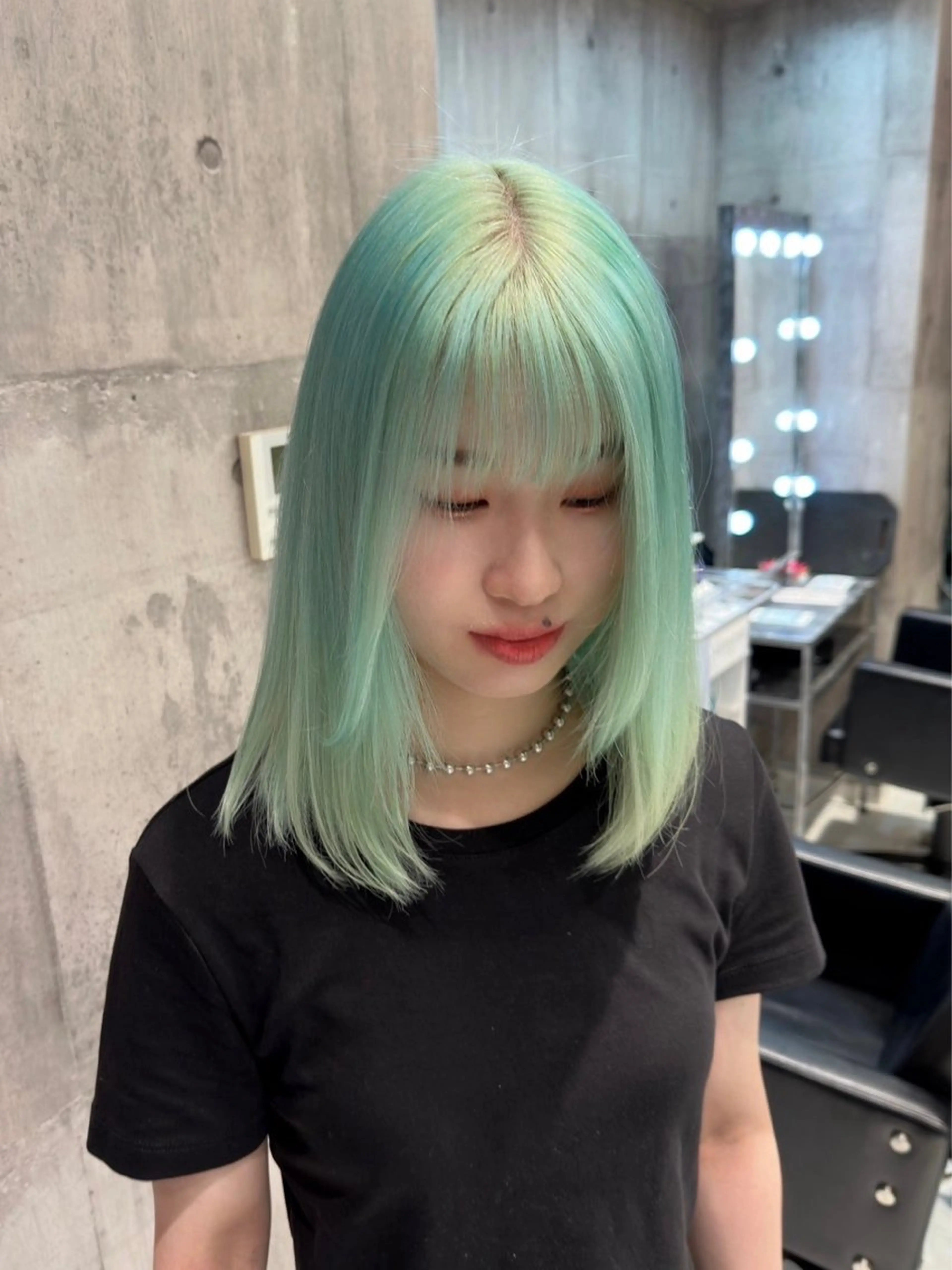 ミディアム カラー ブリーチ ケアブリーチ デザインカラー ダブルカラー ハイトーンカラー メンズウルフ🐺♡ ブリーチ♡ヘアメ🎀のヘアスタイル