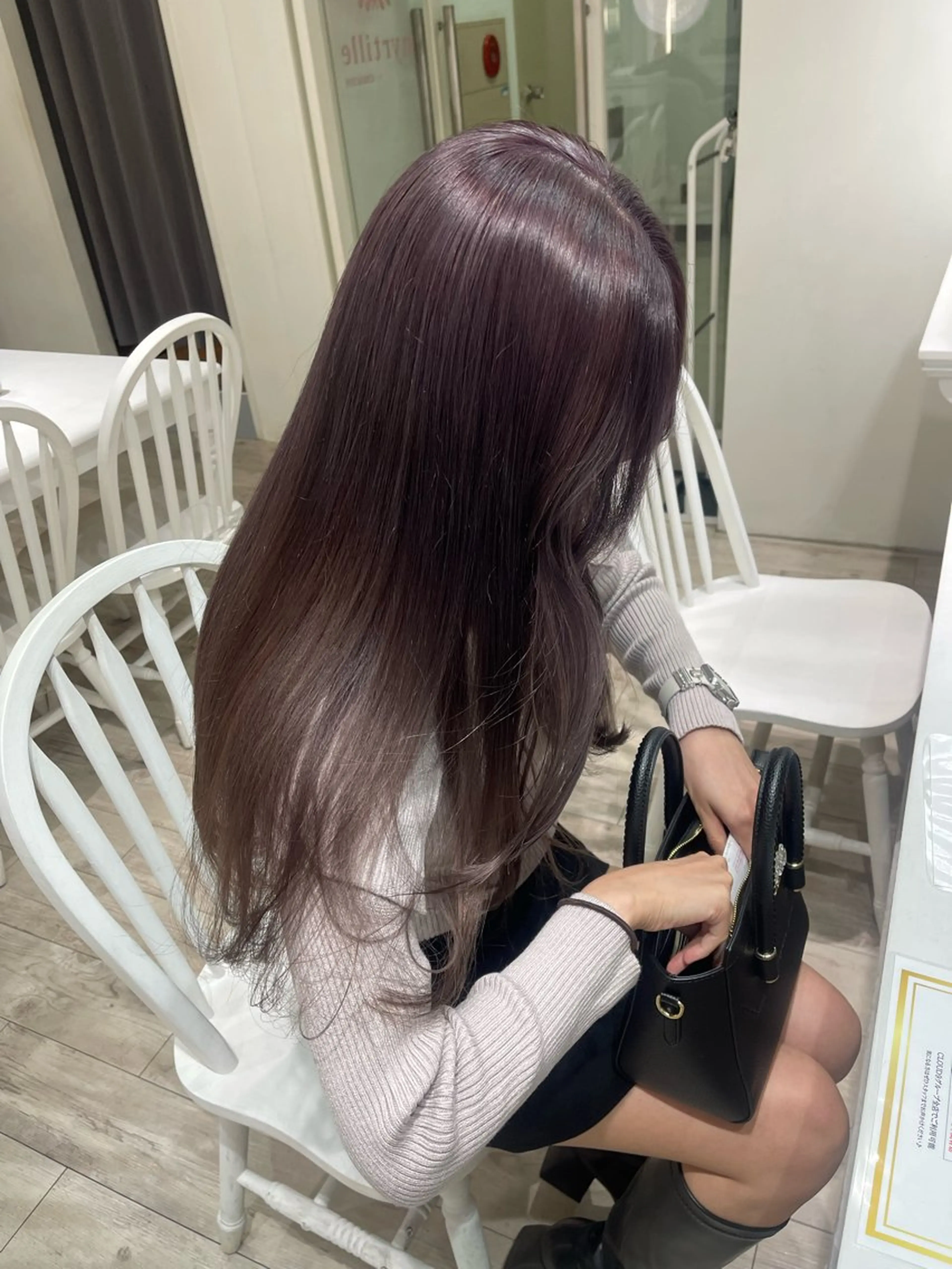 ロング カラー ブリーチ グレージュ ラベンダーカラー ラベンダーグレージュ ラベンダーグレー 色落ちまで可愛く✨ モテカラー別所好葉のヘアスタイル