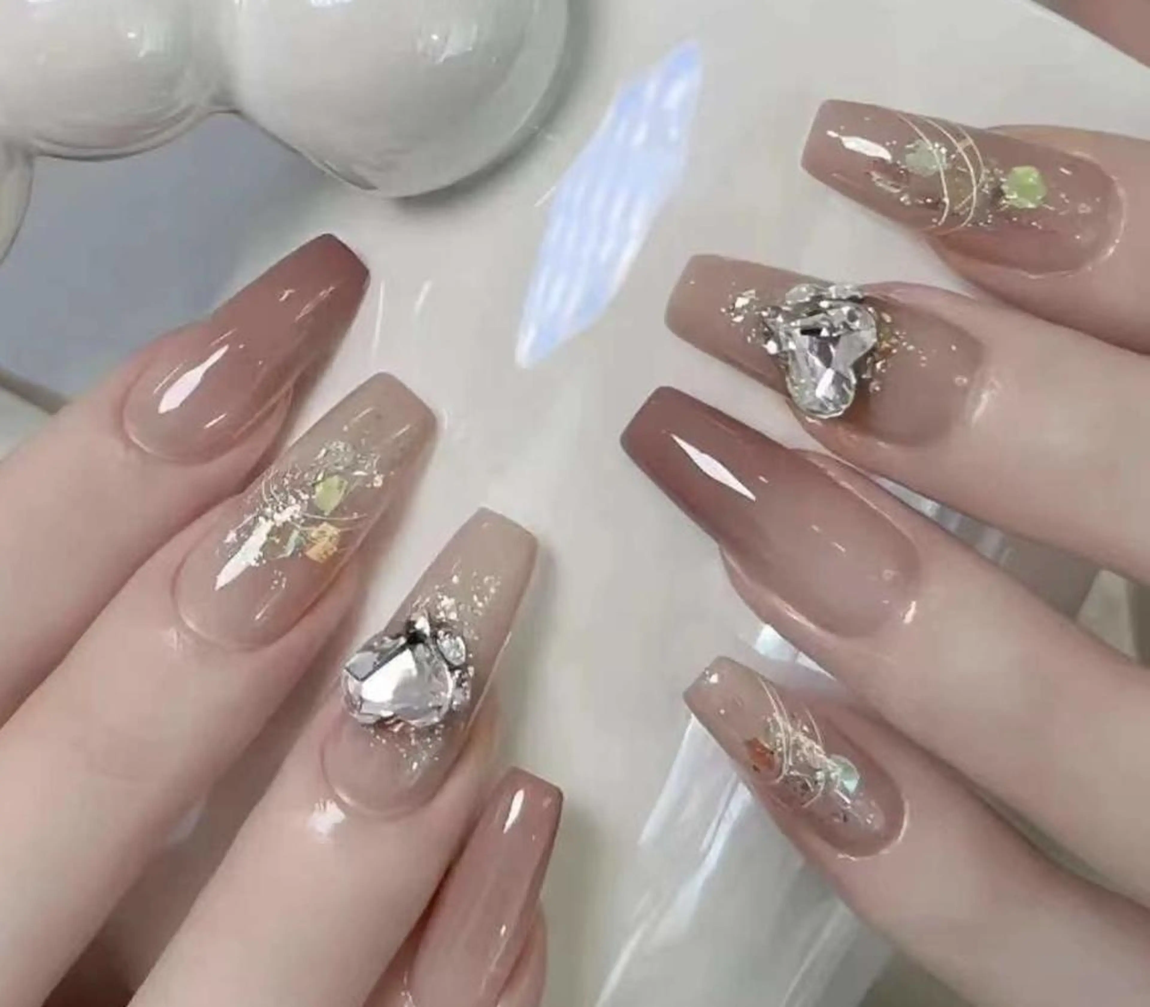 ネイル VIVIAN エイのネイルデザイン