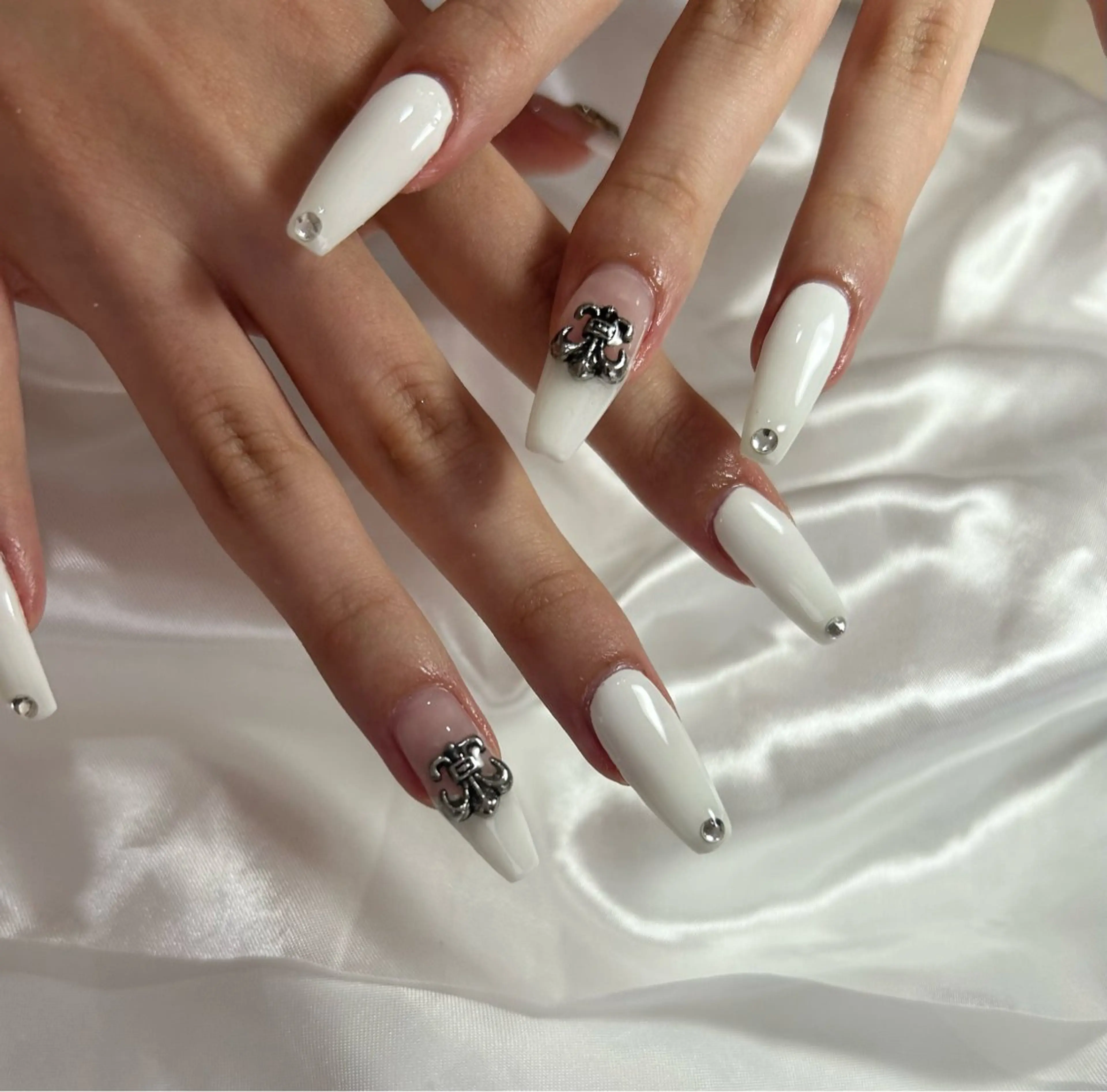 ネイル ハンドネイル Bi_nail. yuuのネイルデザイン