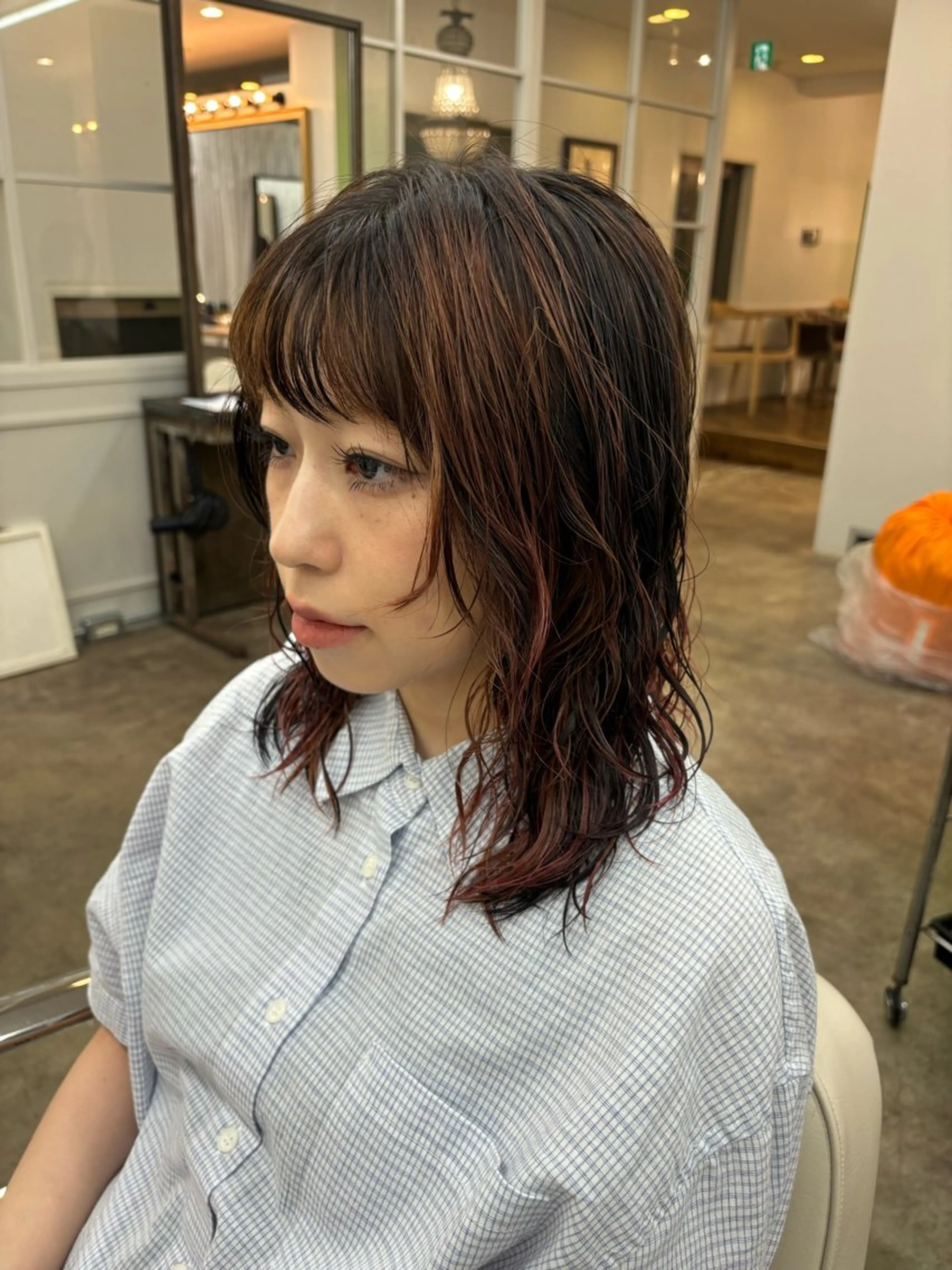 ミディアム ミディアムレイヤー ミディアムパーマ レイヤーカット SHOTA ハイライト/パーマのヘアスタイル