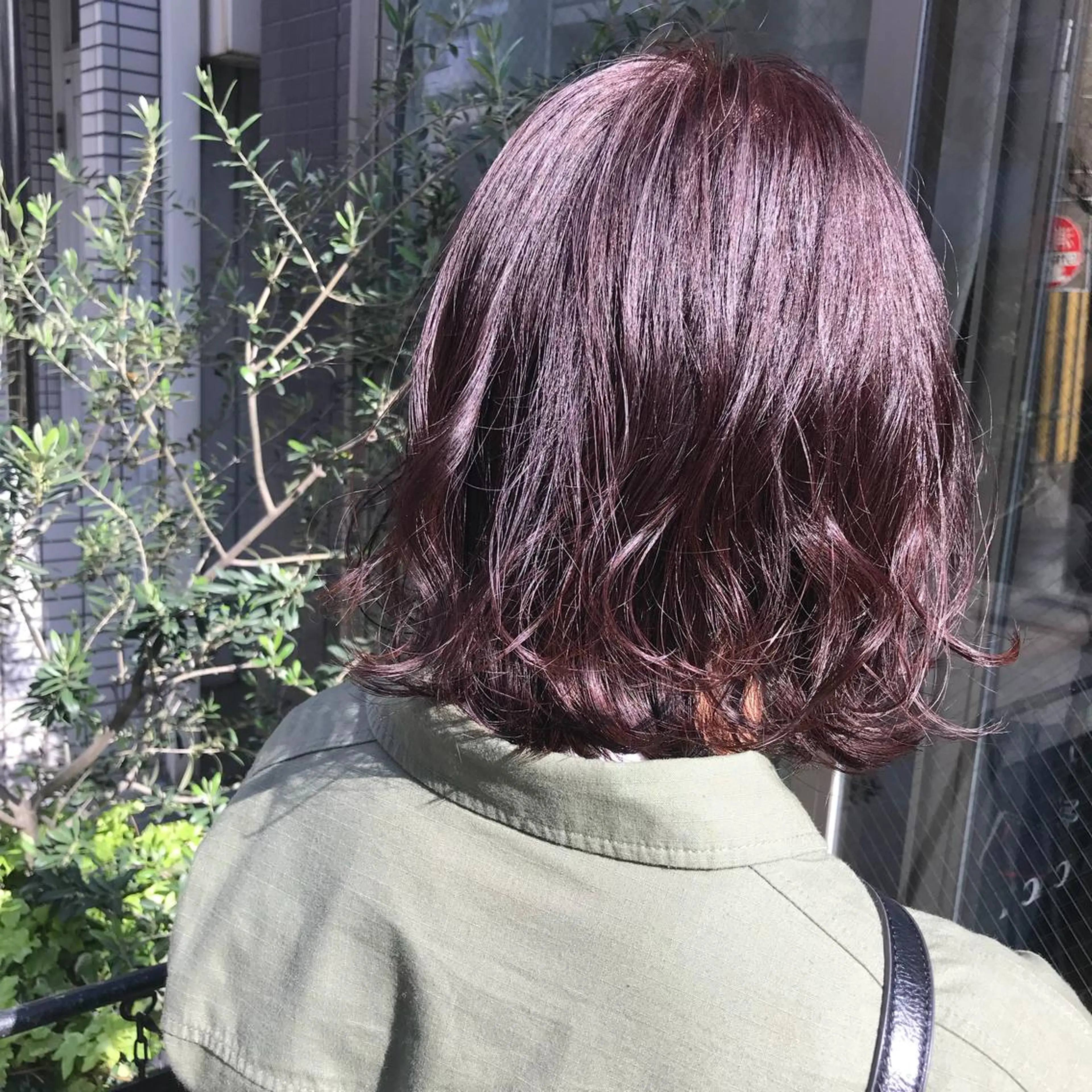 ミディアム カラー ピンクカラー バイオレットカラー バイオレットピンク ヘアカラー トリートメント レイヤー/顔周り /AKARIのヘアスタイル