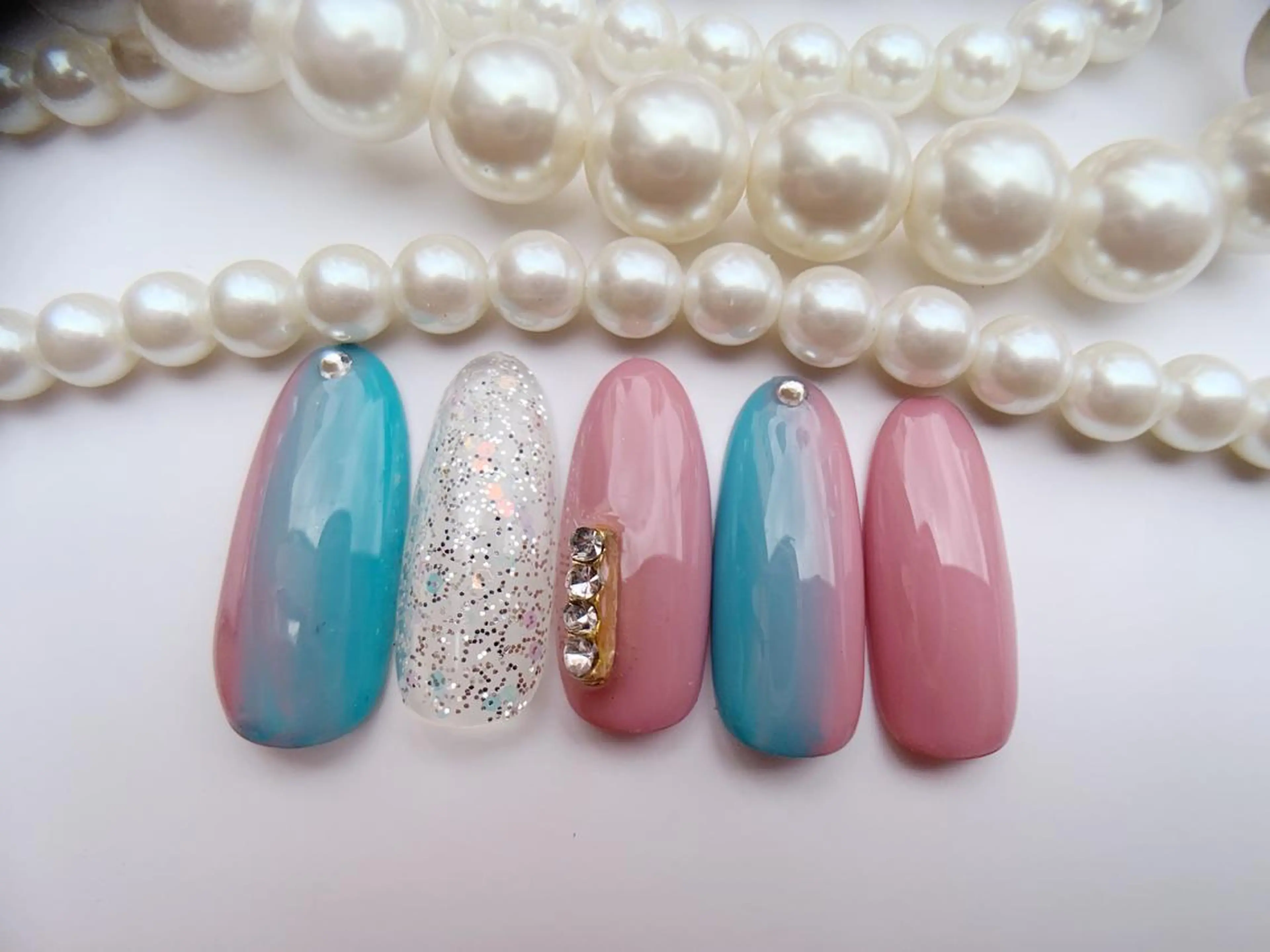 ネイル MiKi Nai池袋 長さだし得意のネイルデザイン