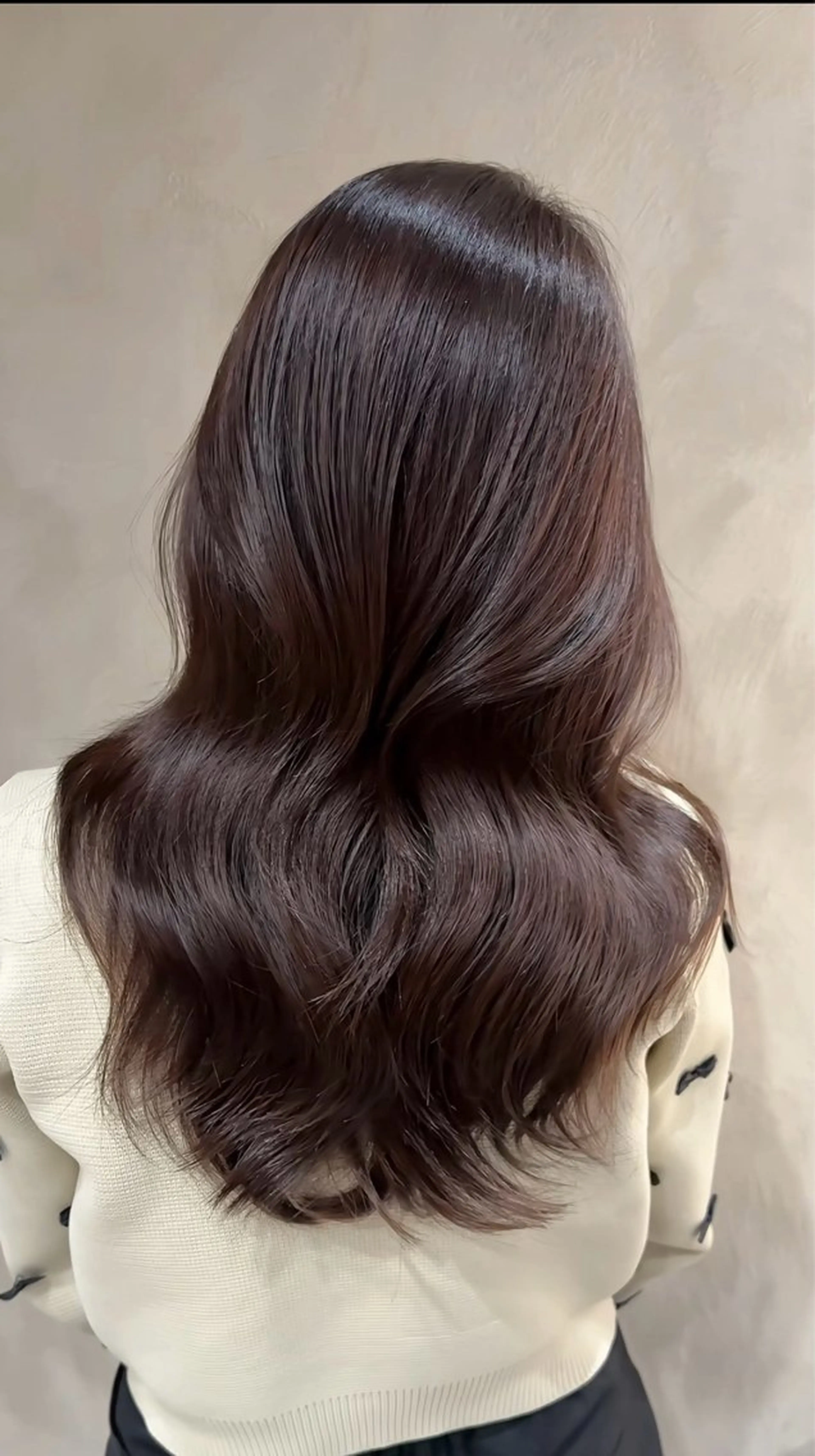 ロング ヘアカラー トリートメント L'EANE THE TOKYO所属・ロングカット無料｜ 青山 ｜髪質改善のヘアスタイル