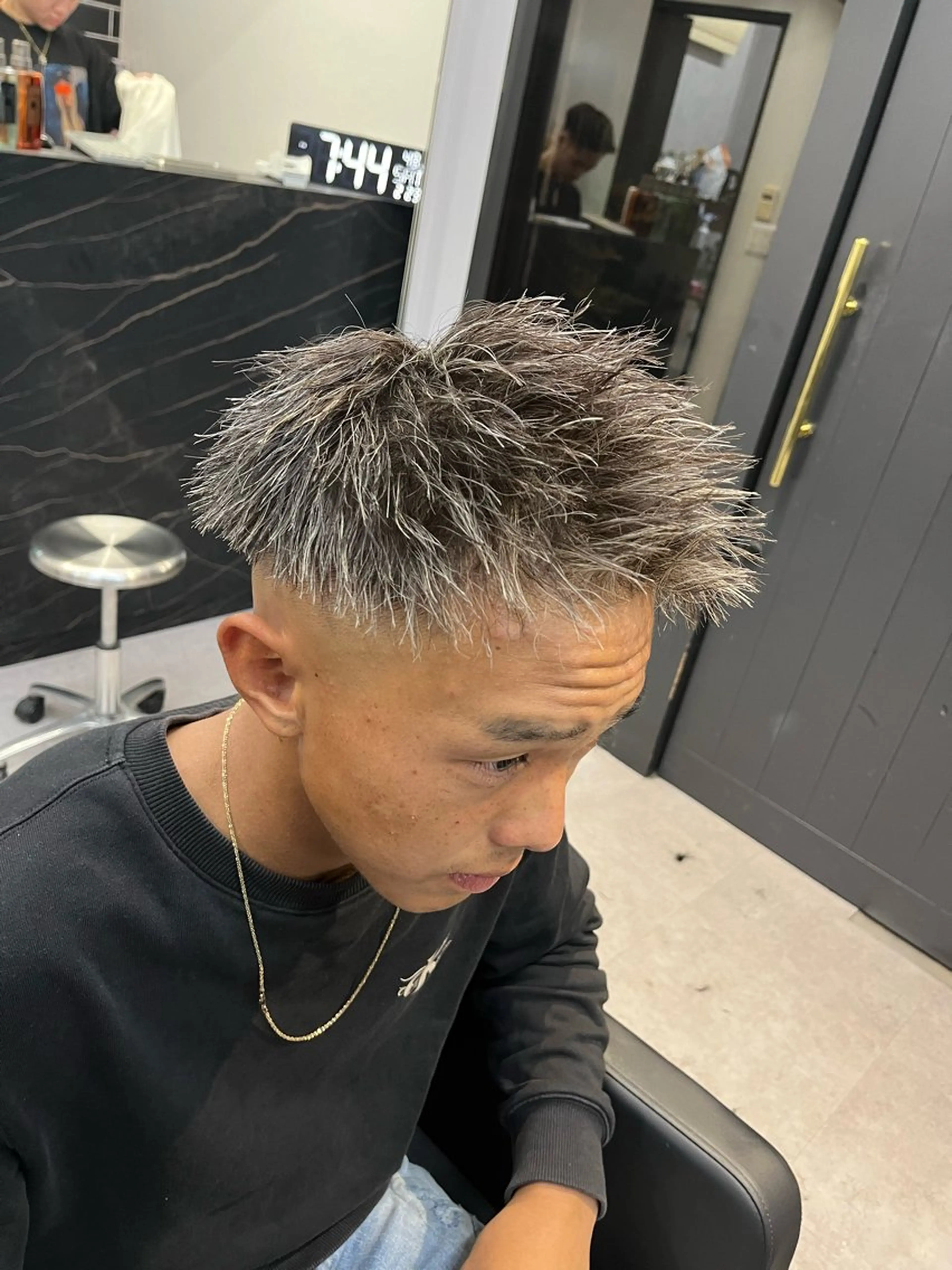 ショート カラー パーマ ヘアアレンジ メンズ メンズメッシュ メッシュ カット ヘアカラー ヘアセット men'slapis YUTOのヘアスタイル