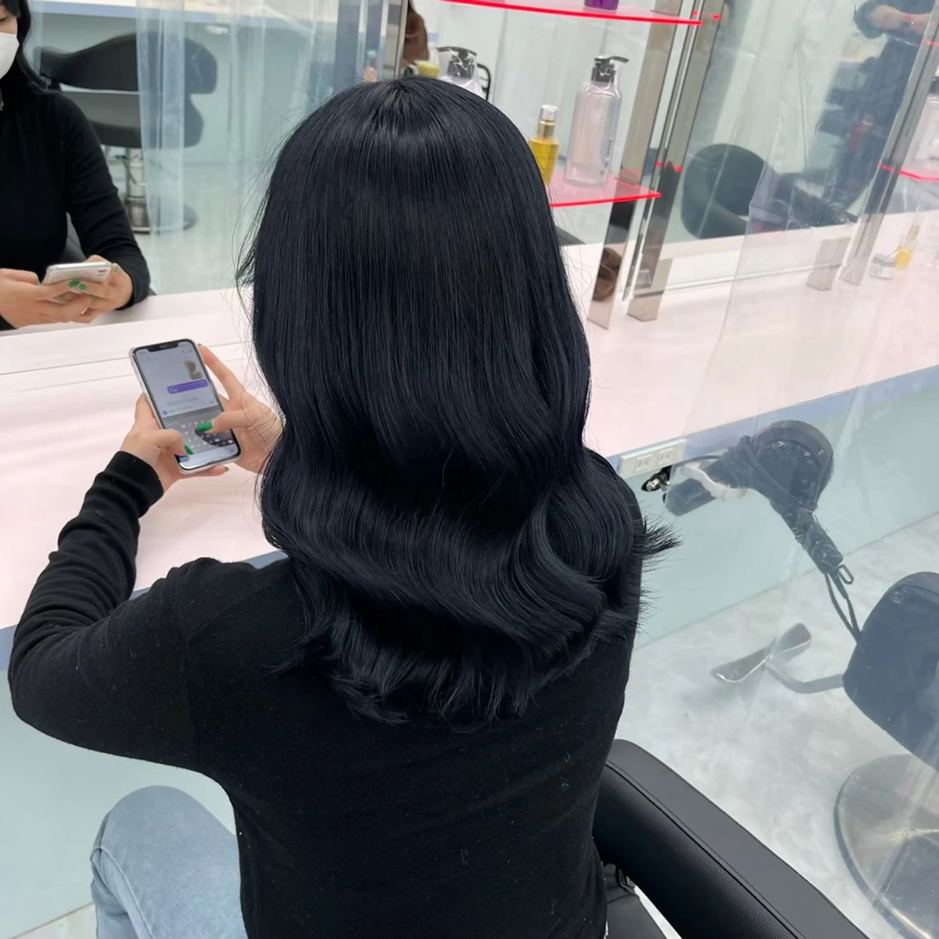 ロング カラー ヘアアレンジ ヘアカラー トリートメント ヘアセット レイヤー×透明感カラ ーHAYATOのヘアスタイル