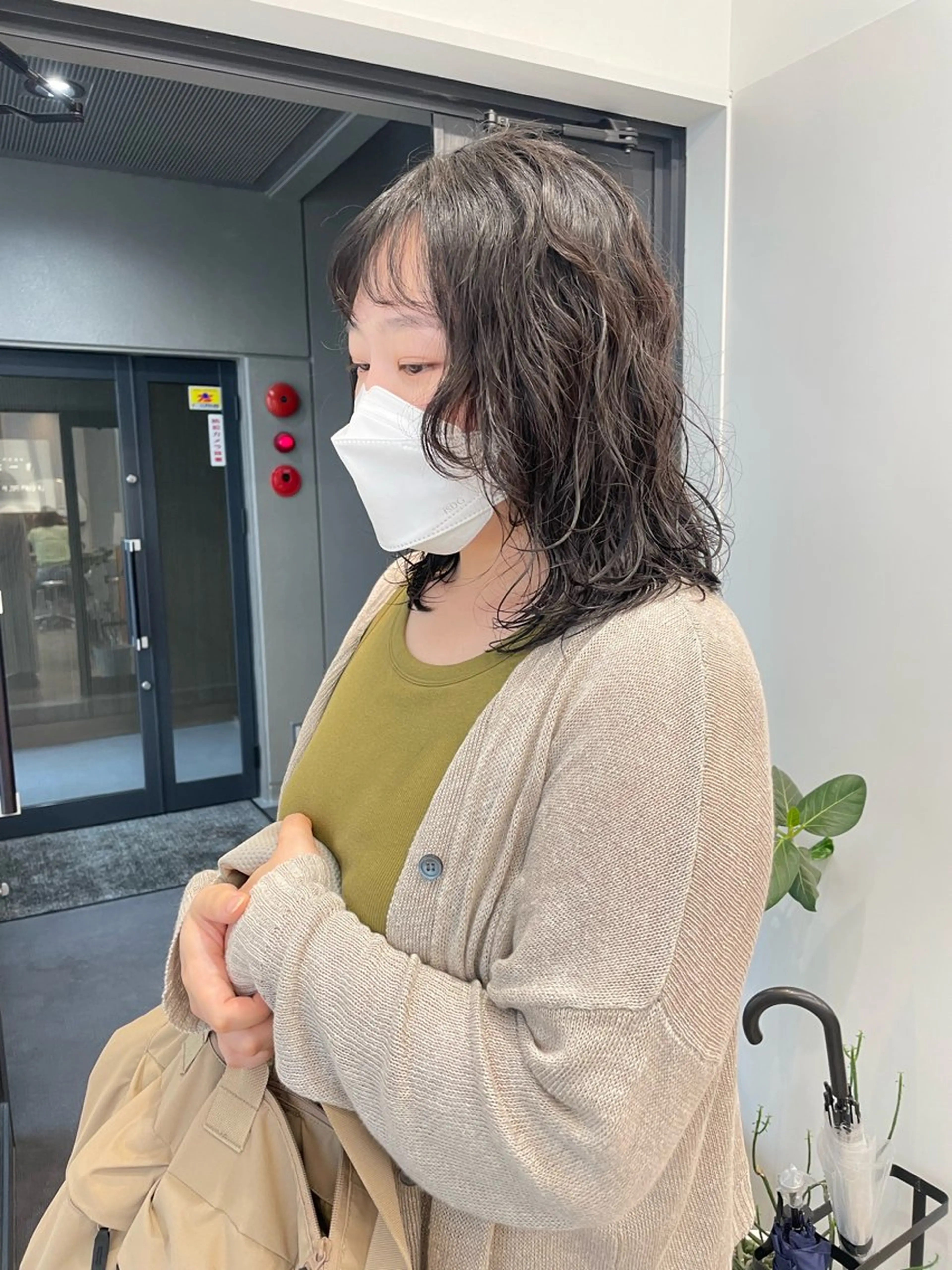 ミディアム パーマ pole所属・【pole】 minaのヘアスタイル