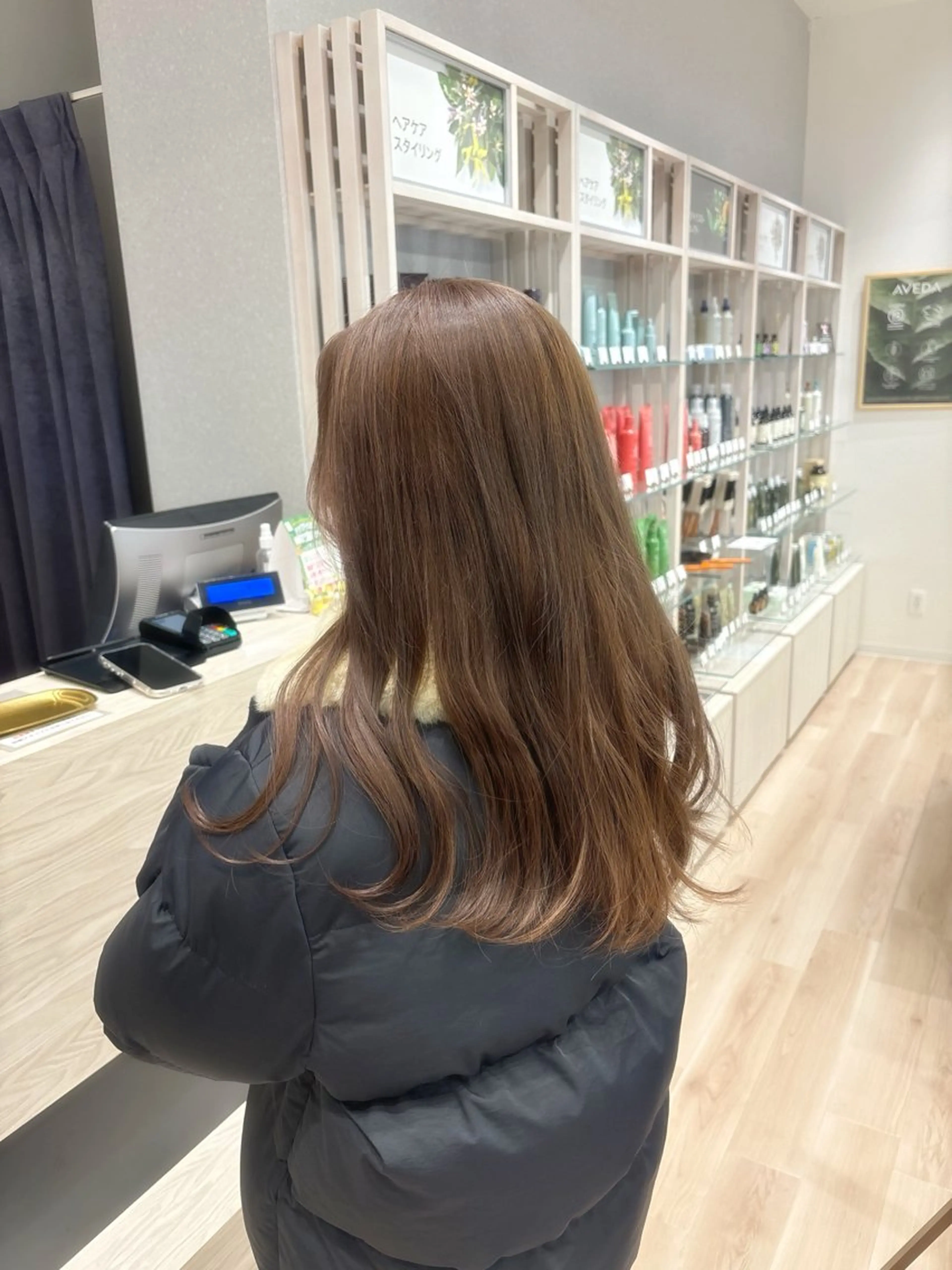 ロング カラー 大野 桃果のヘアスタイル