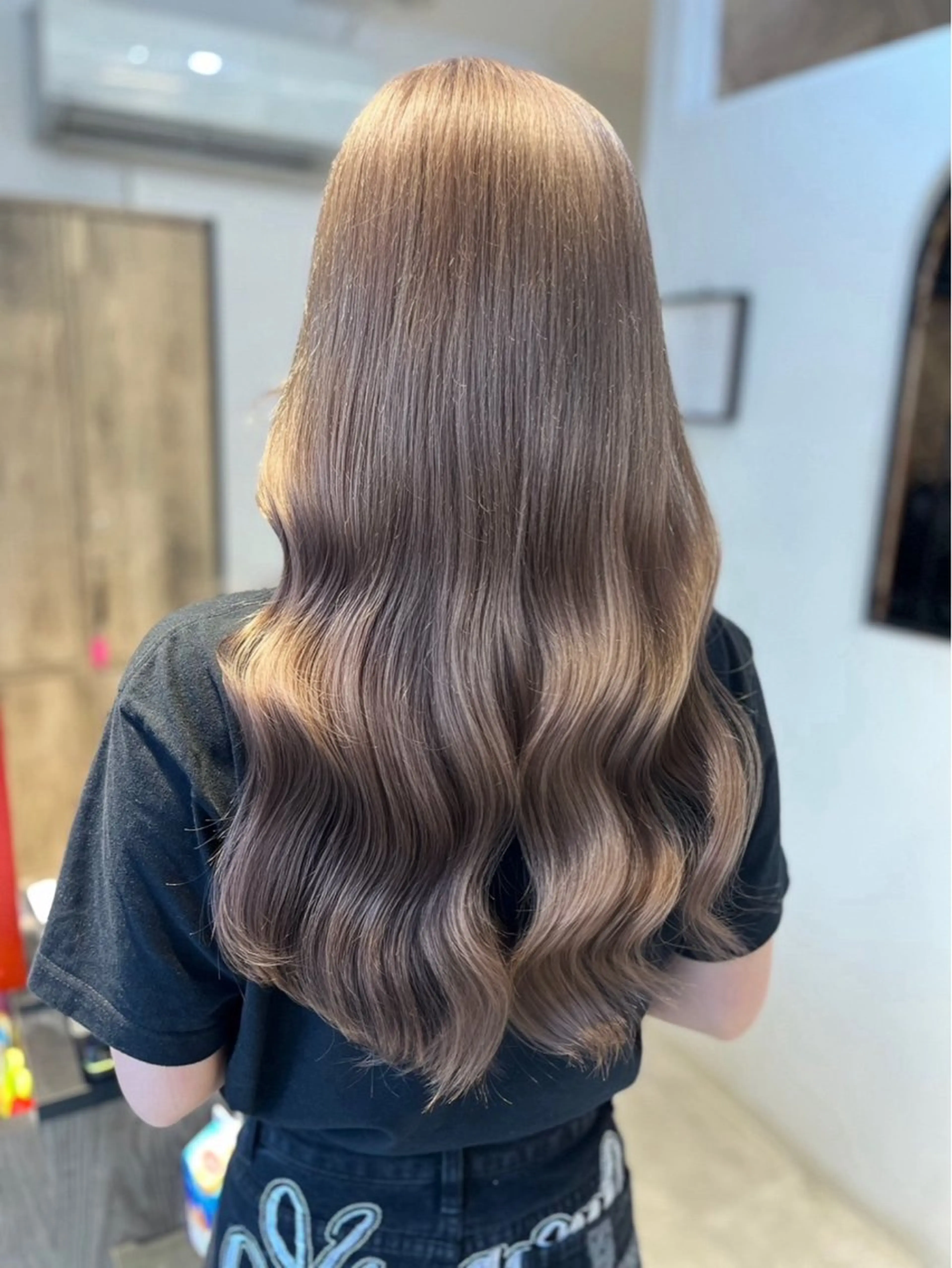 ロング ヘアカラー トリートメント ASAHI Lovisのヘアスタイル