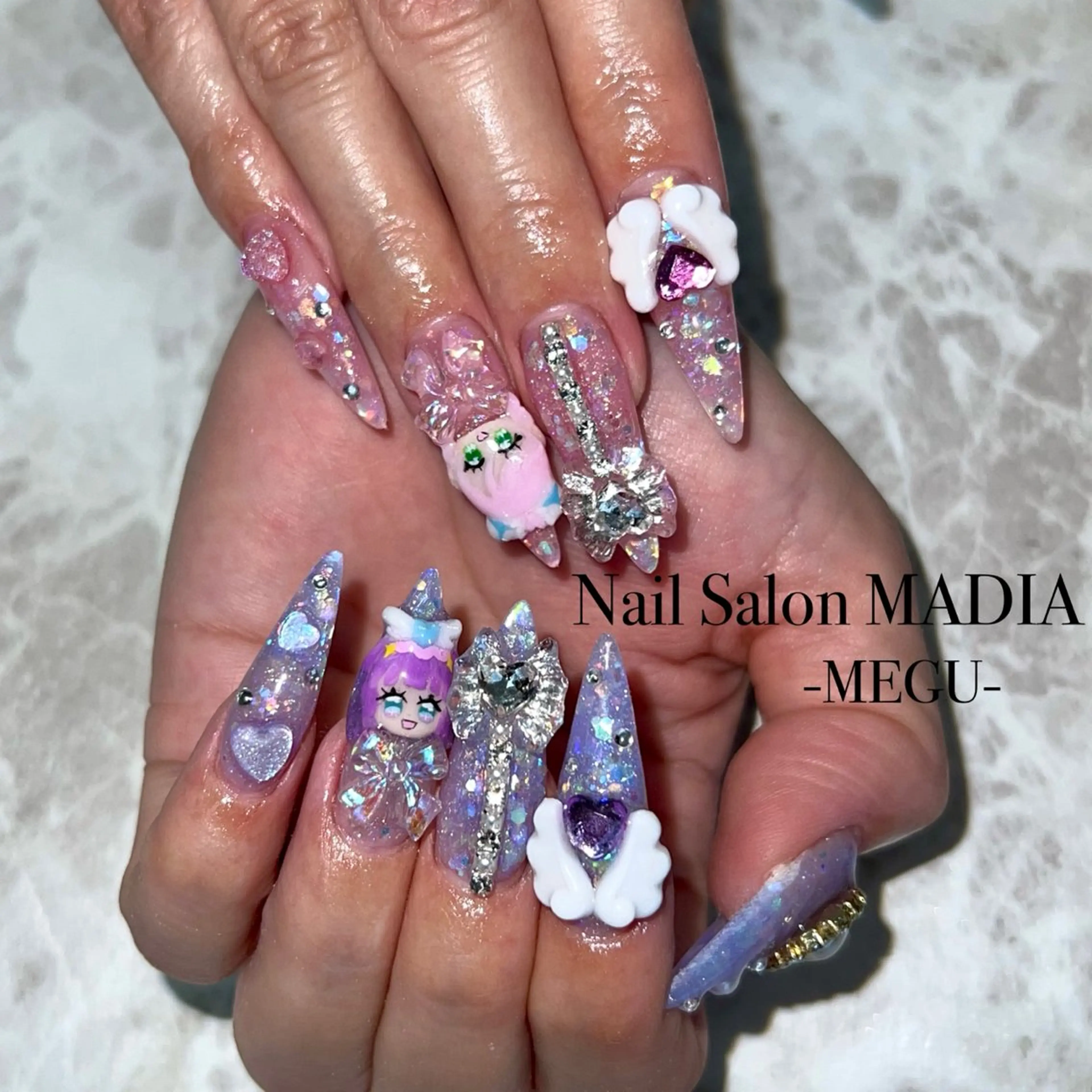 ネイル MADIA藤沢所属・MADIA MEGUのネイルデザイン