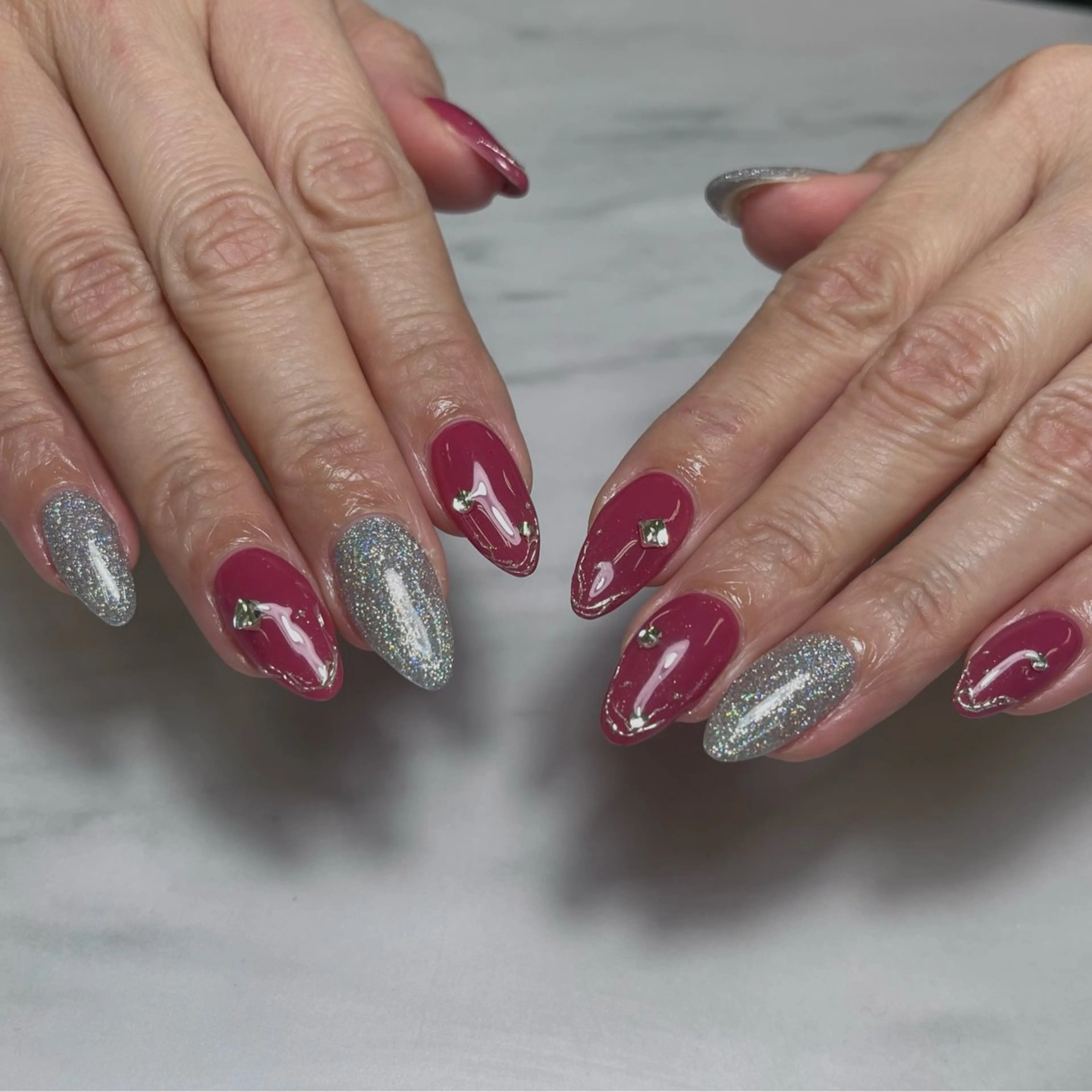 ミディアム minuit RIO🪽のネイルデザイン