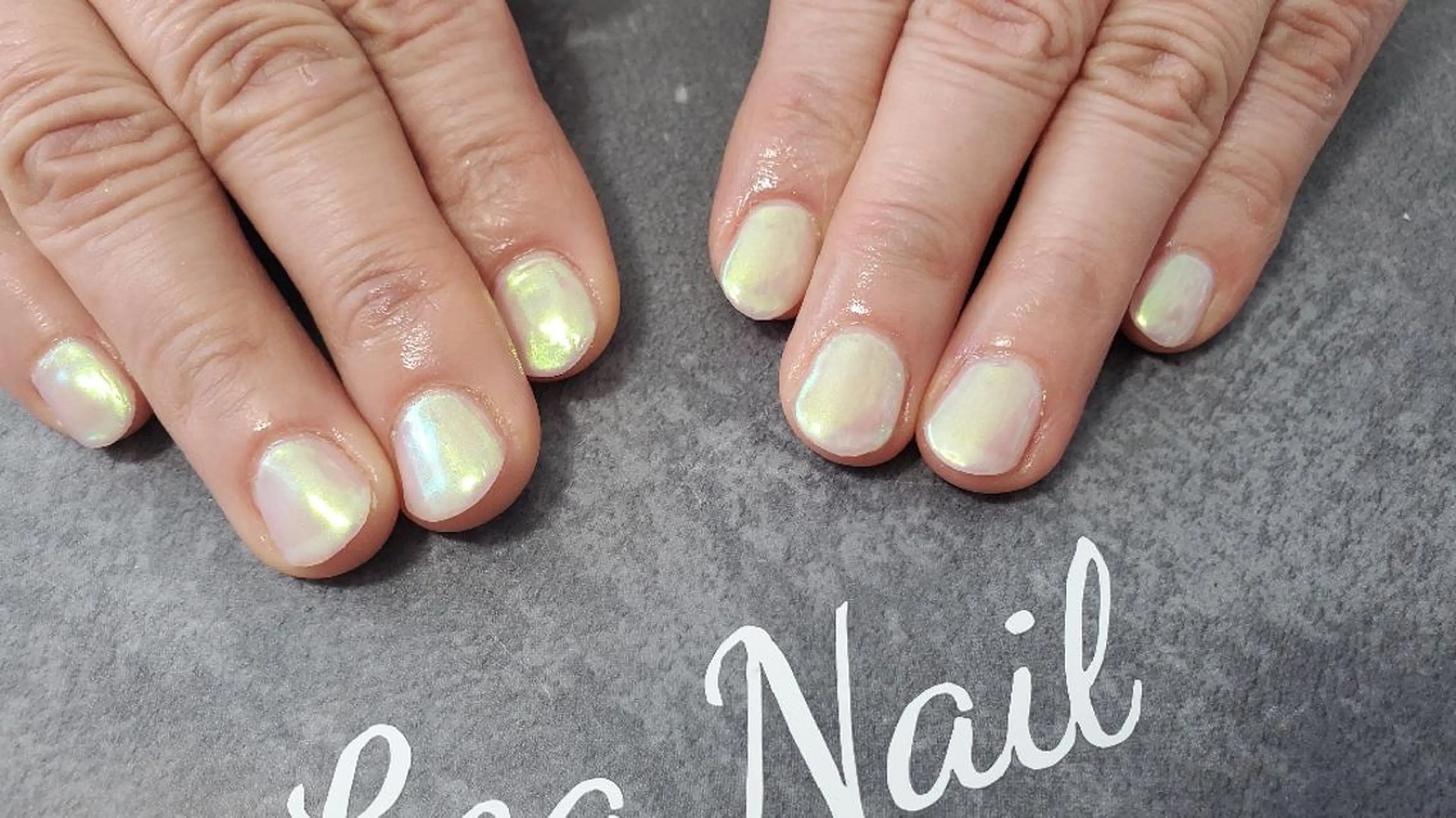 ネイル ワンカラーネイル Lea,Nail所属・松橋 愛のネイルデザイン