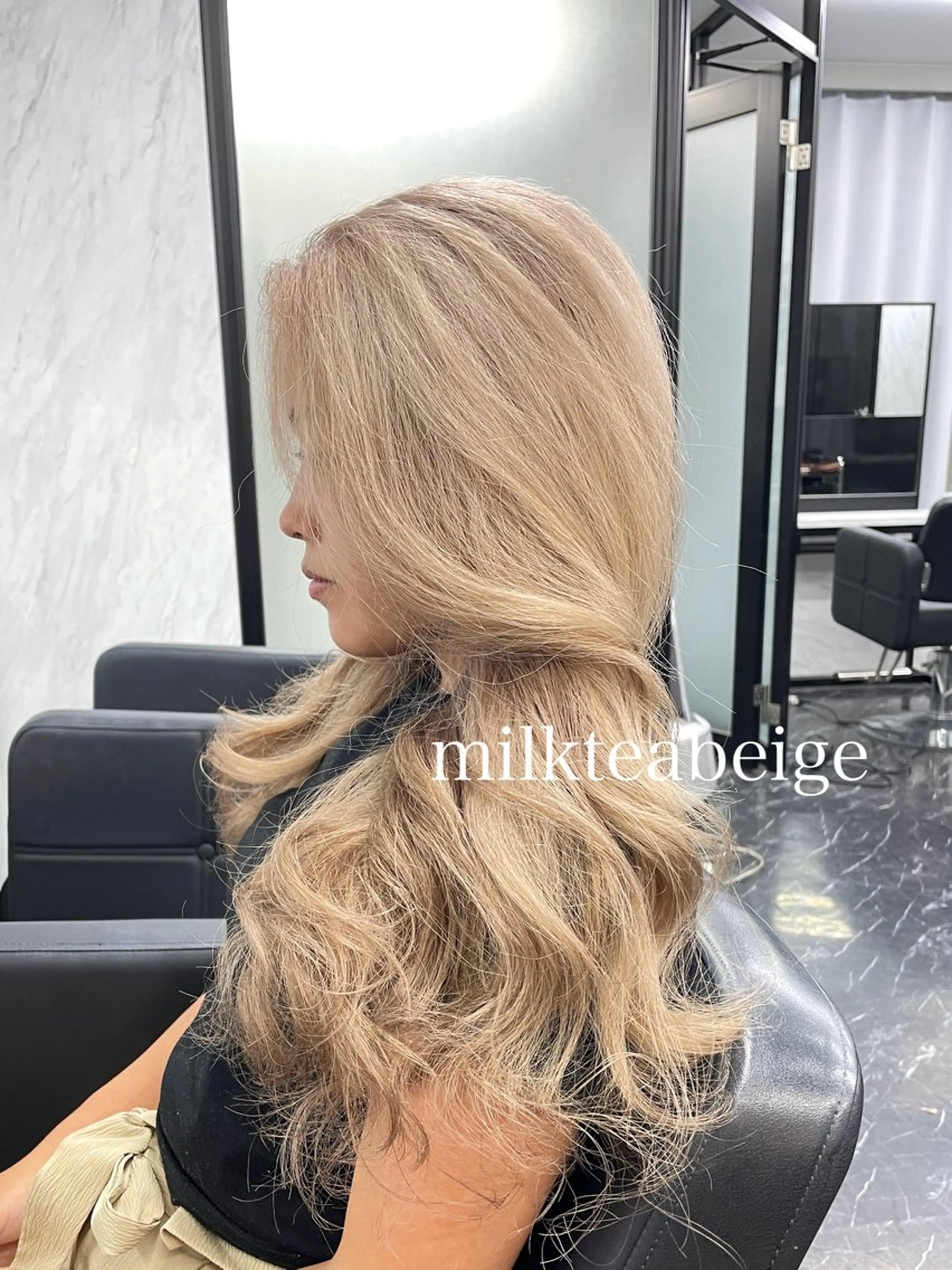 セミロング カラー ヘアカラー エクステ エクステ🩵ブリーチ 韓国ヘア🩵KAEのヘアスタイル