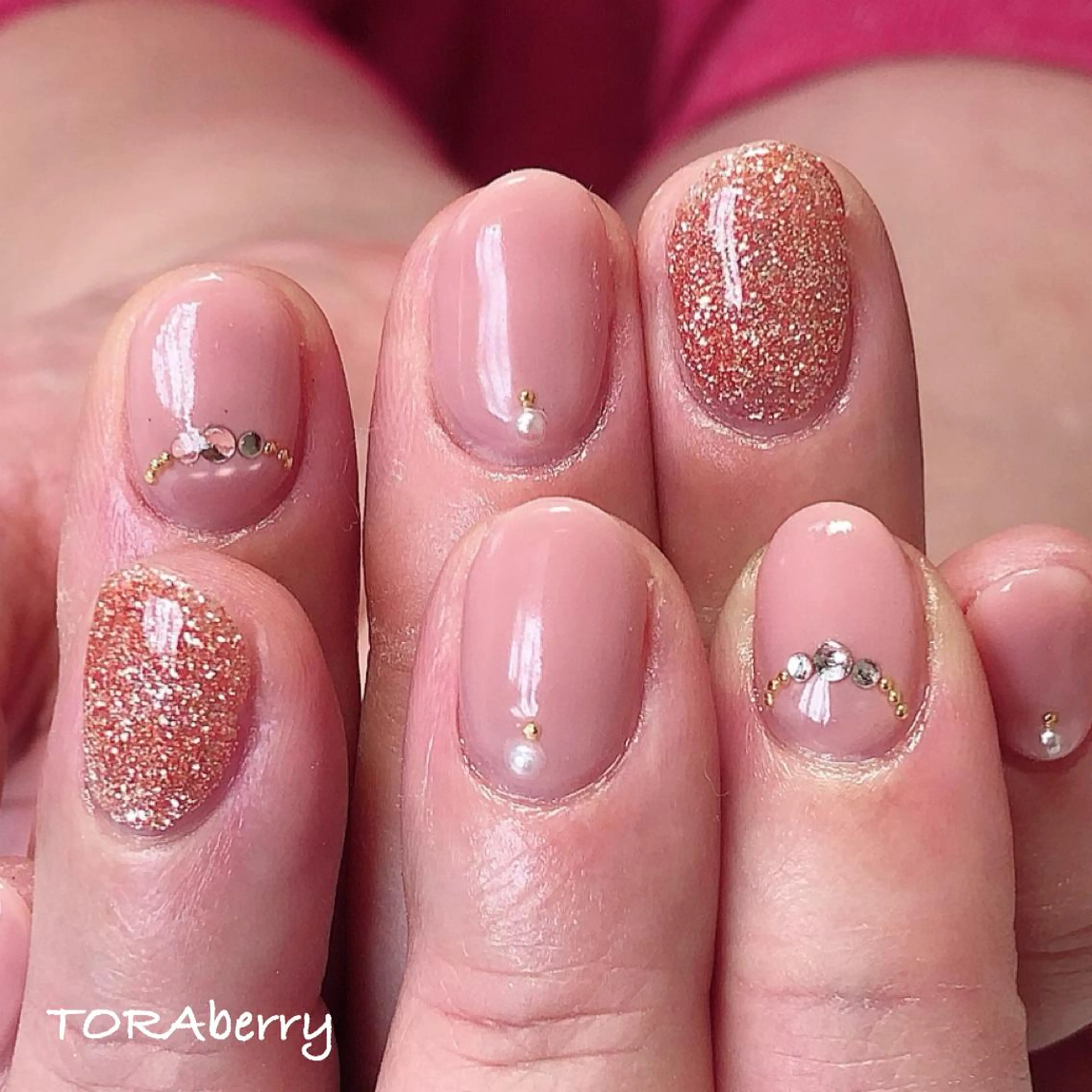 ネイル ピンク ピンクベージュ ハンドネイル ネイリスト なつみのネイルデザイン