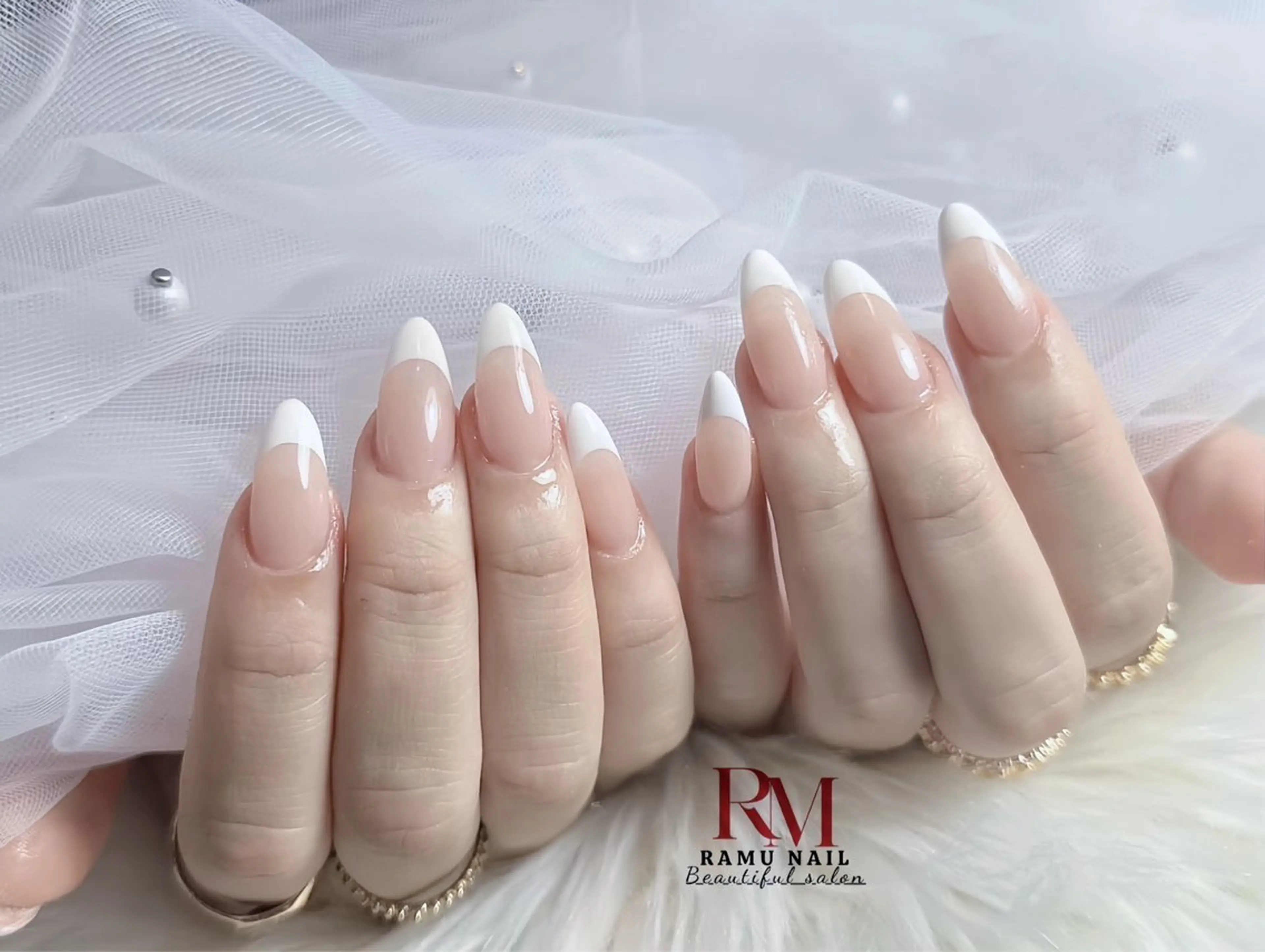 ネイル キラキラネイル マグネットネイル ミラーネイル ピンク ワンホンネイル ハンドネイル RAMU_Nail 池袋店のネイルデザイン