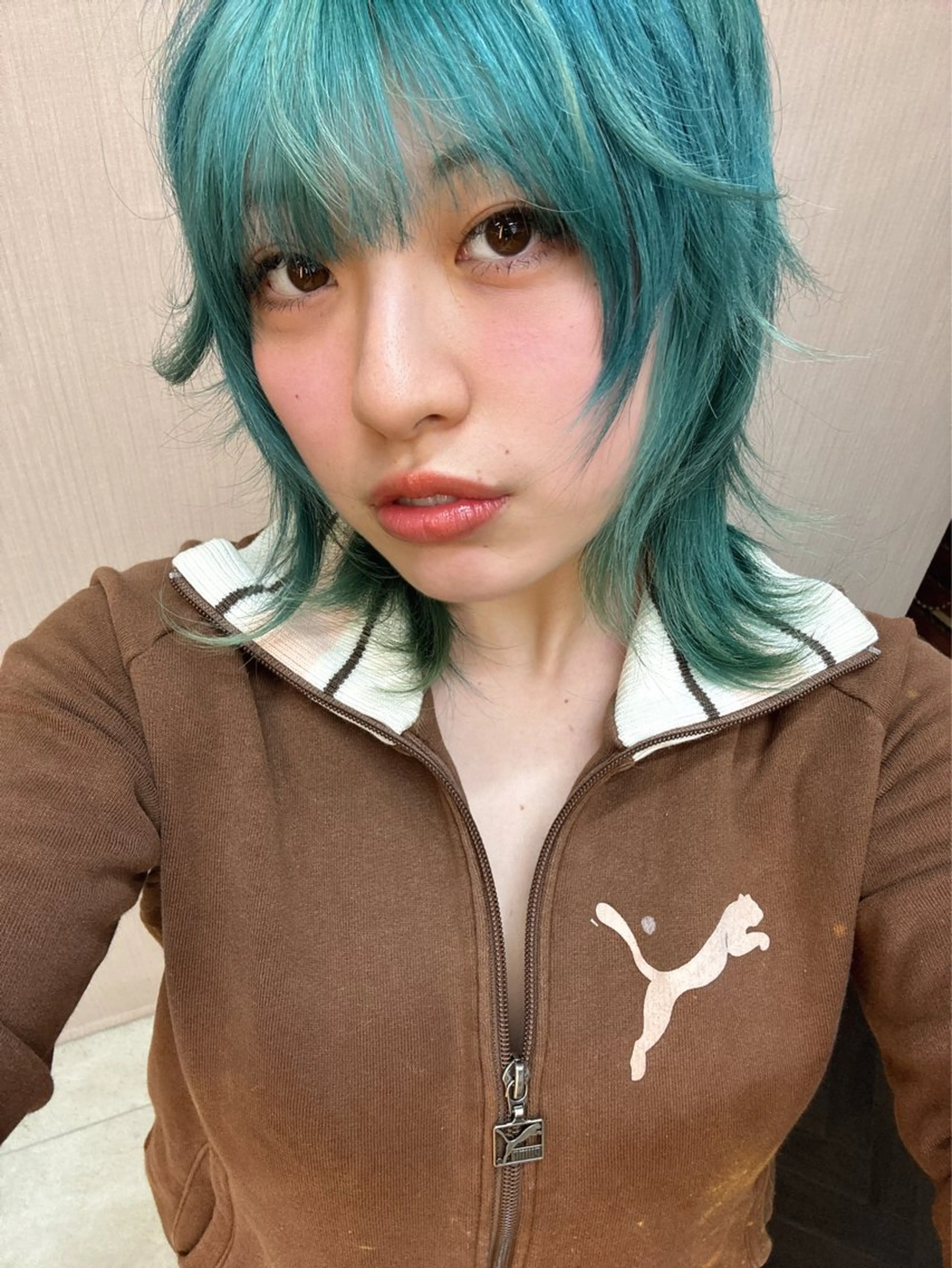 ミディアム カラー ブリーチ ハイトーンカラー ミント ミントグリーン 上野 瑞貴のヘアスタイル