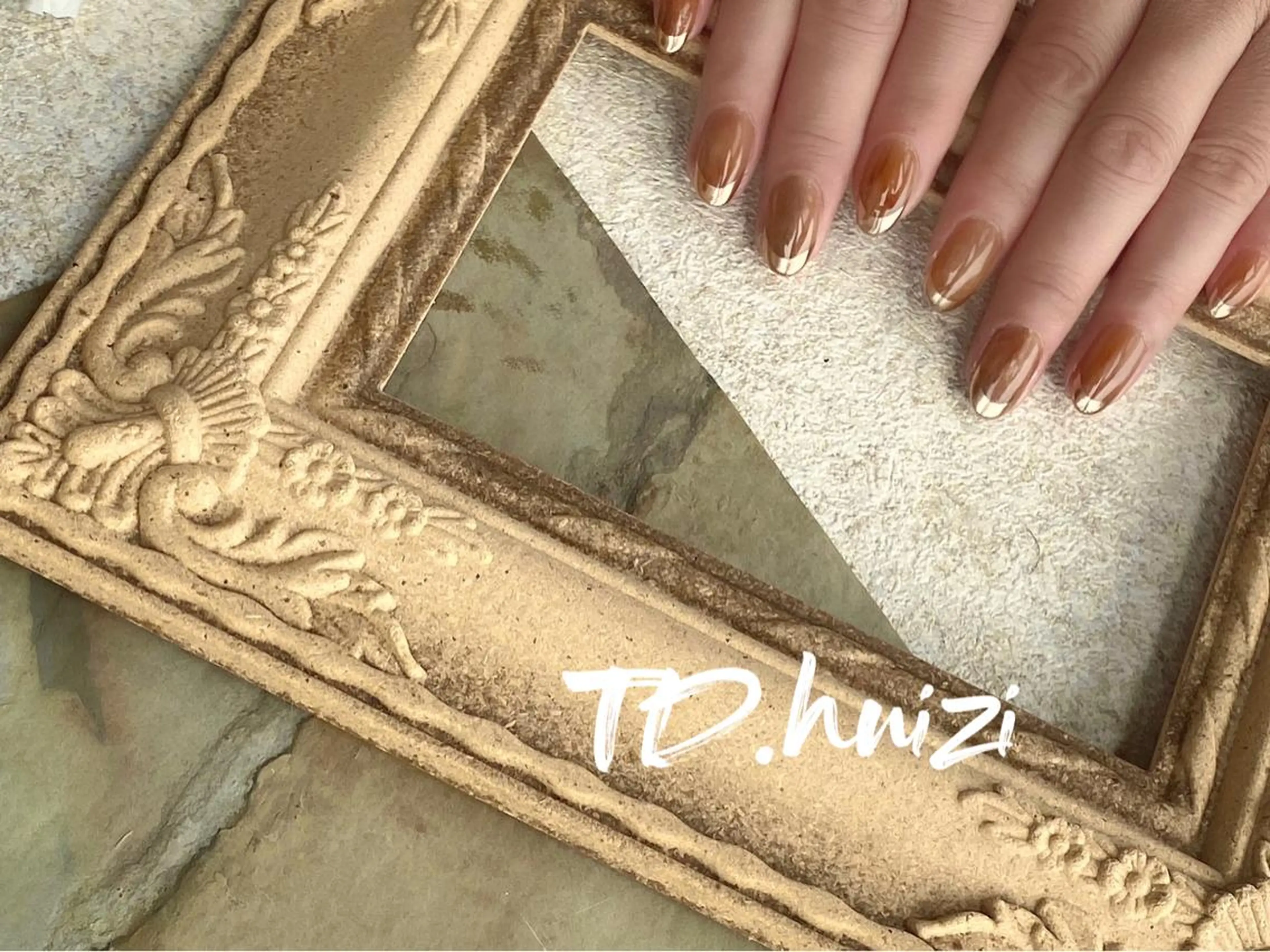 ミディアム めぐみのネイルサロン 惠のネイルデザイン