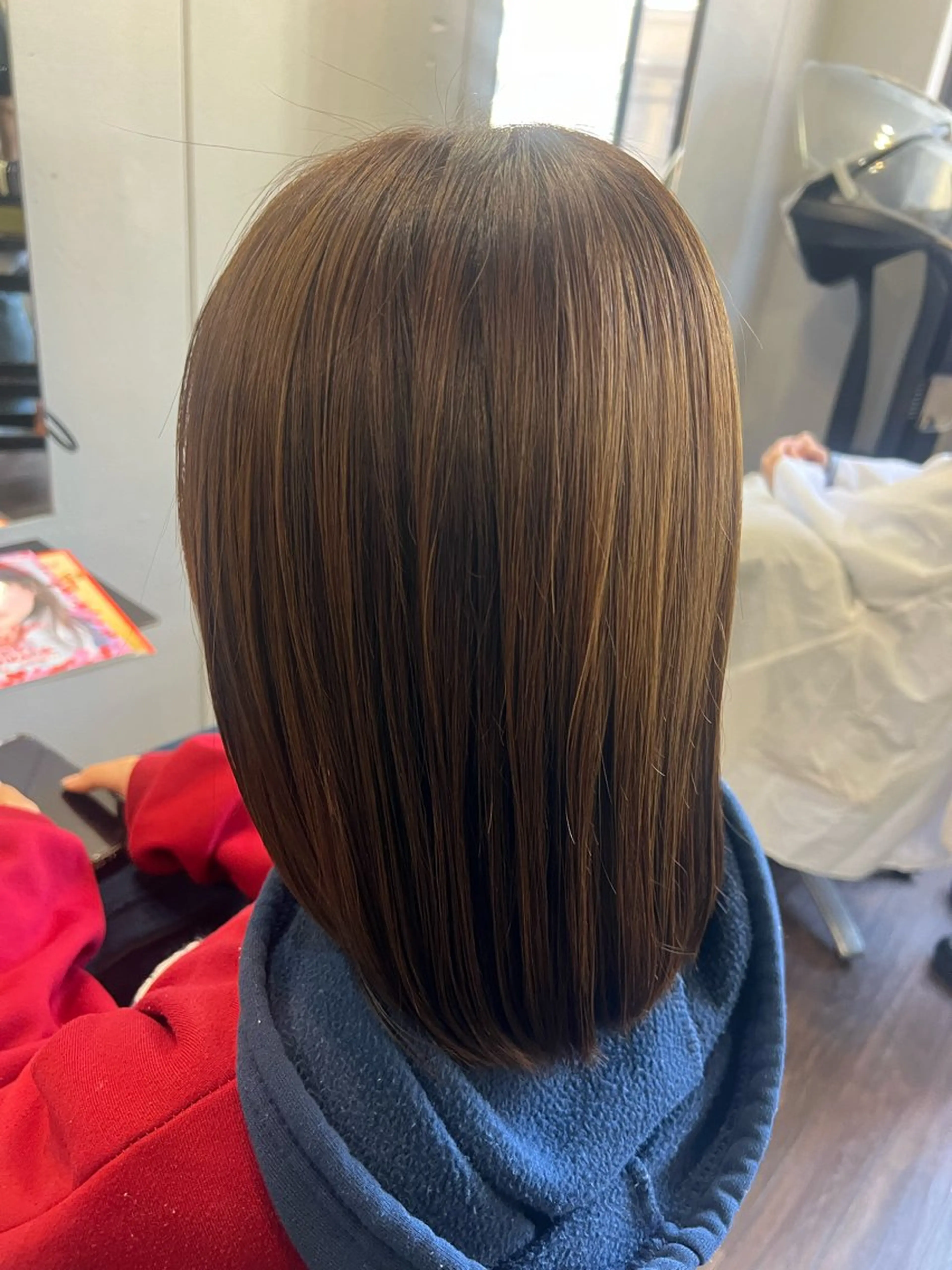 セミロング カラー デザインカラー ハイライトカラー ハイトーンカラー ハイライト ヘアカラー トリートメント terra🌈大久保 睦美のヘアスタイル