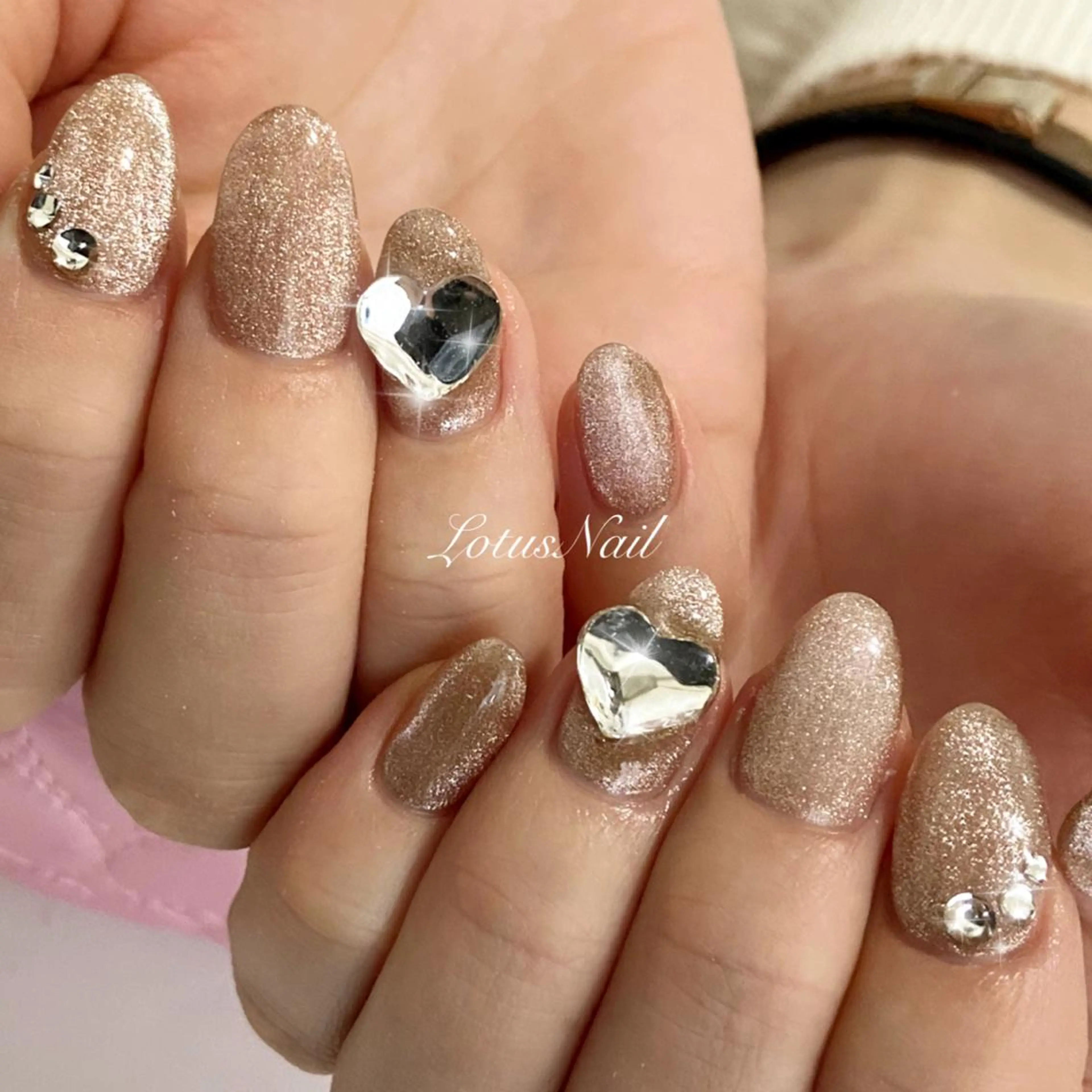 ネイル マグネットネイル Lotus Nailのネイルデザイン