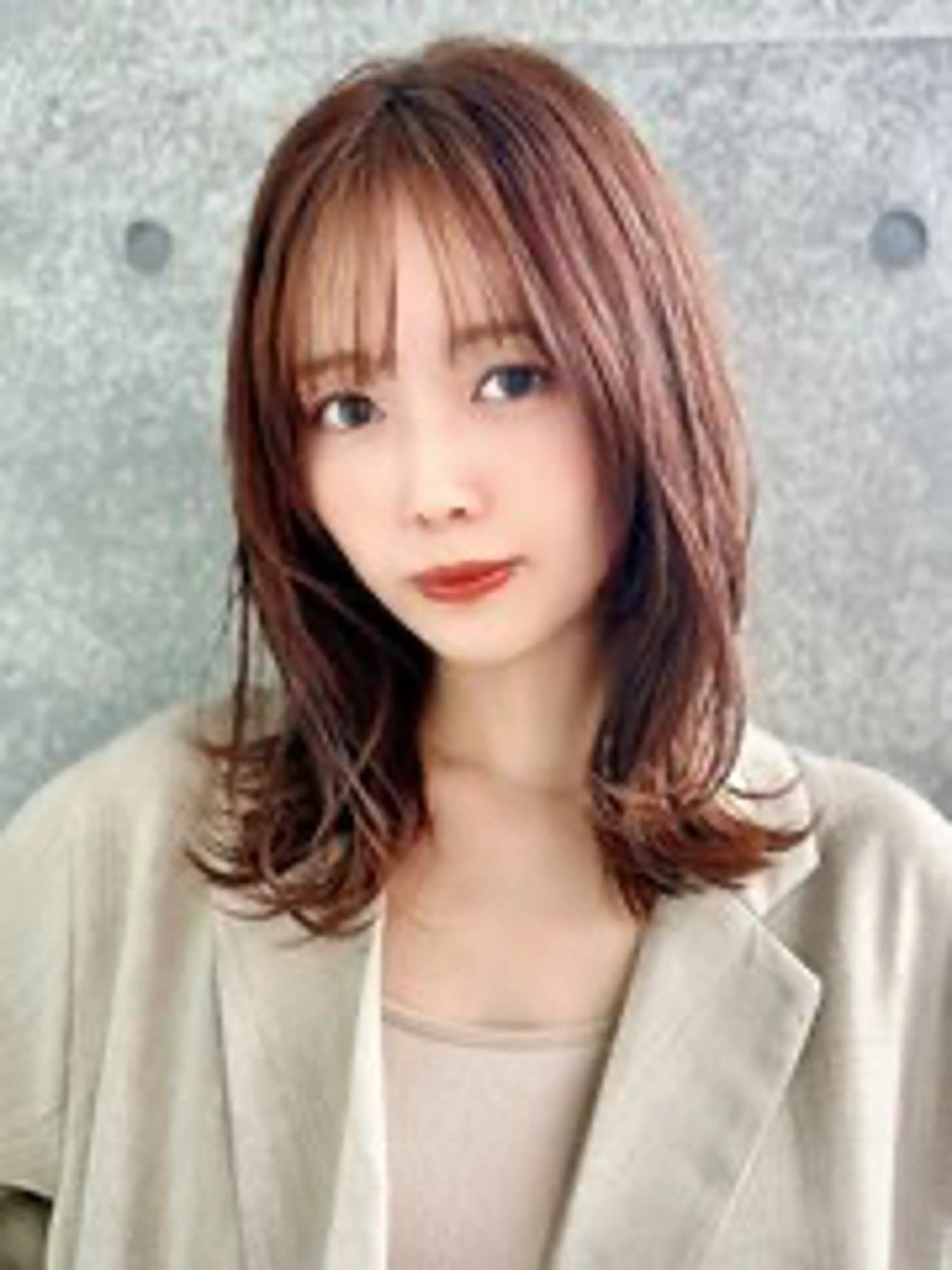 ミディアム カラー 田子 美絵のヘアスタイル