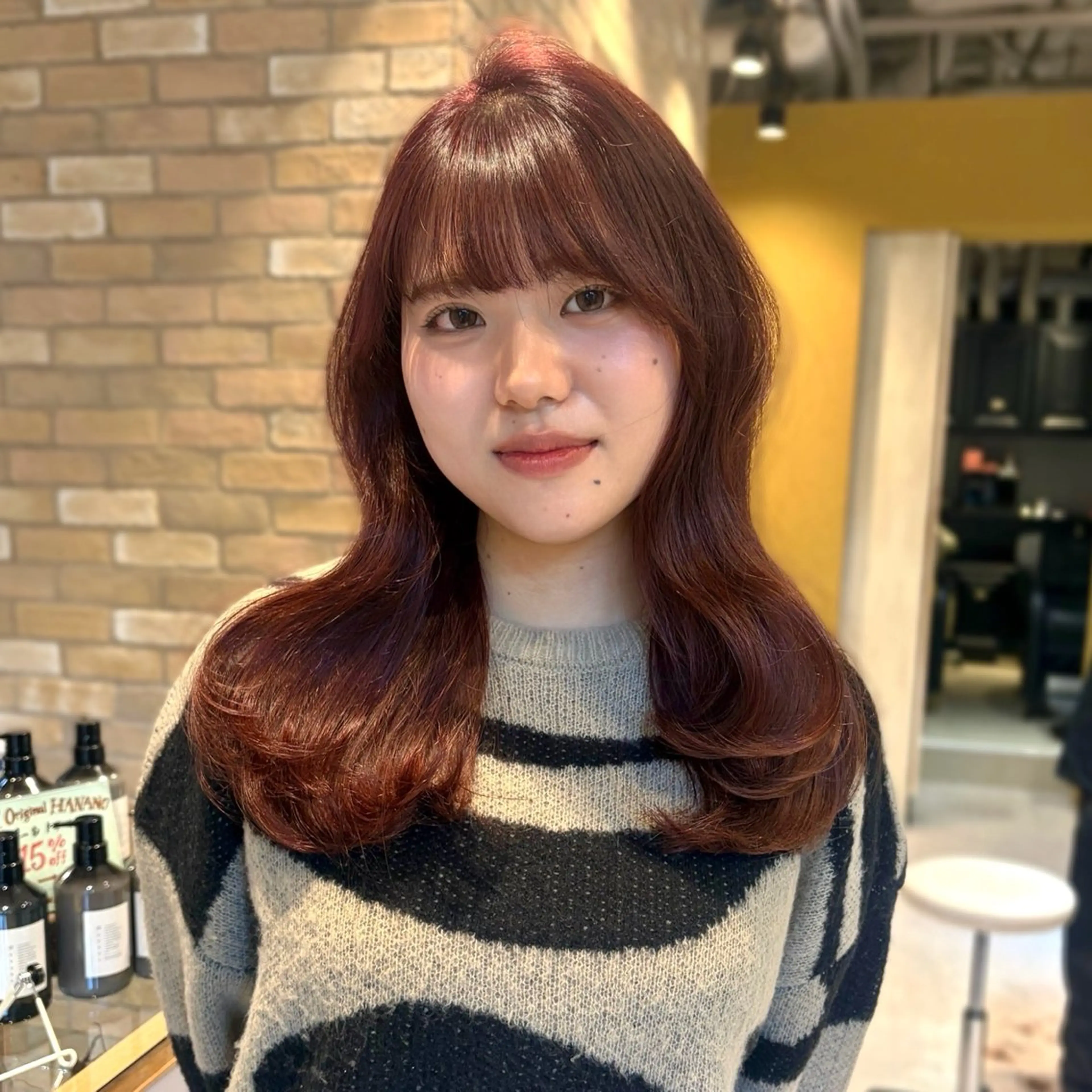 ミディアム カラー カット ヘアカラー レイヤー/手書きネイ ルCOCORO 🎀のネイルデザイン